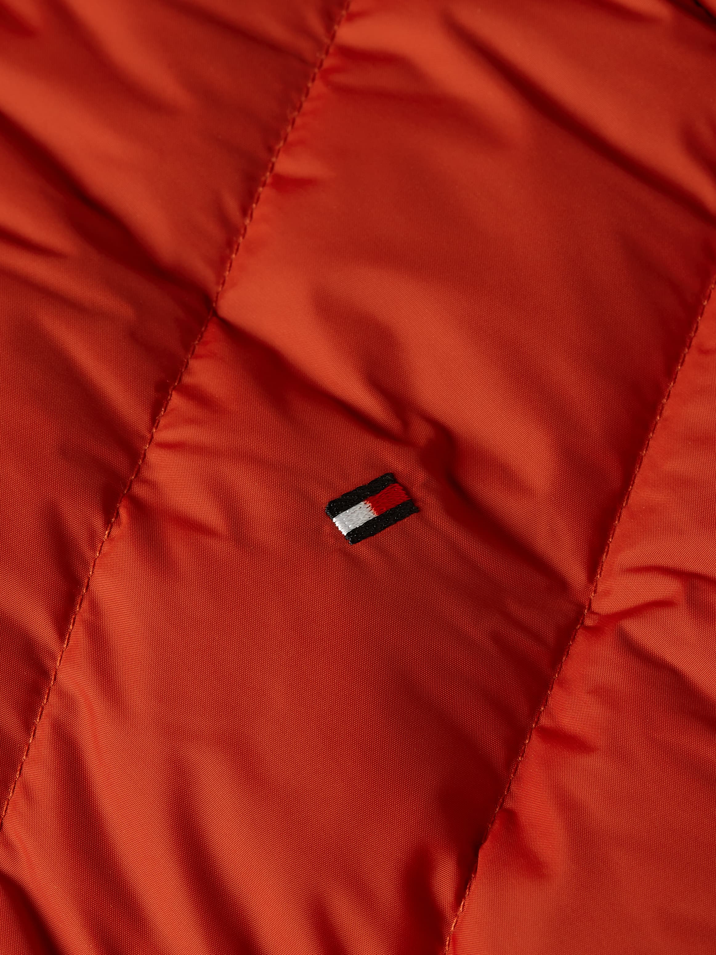 Tommy Hilfiger Steppjacke »CHEVRON MW PADDED JACKET«, mit Kapuze, mit mittelstarker Wattierung und Tommy Hilfiger Markenlabel