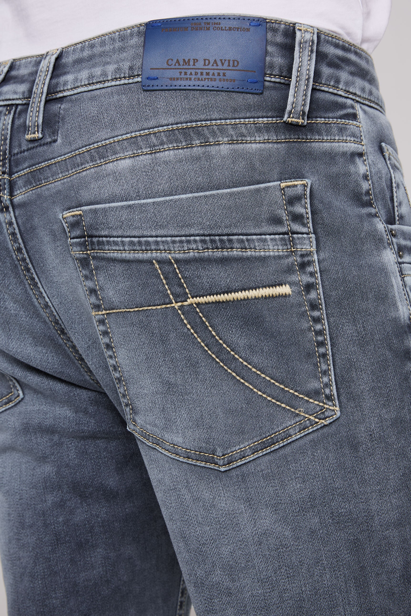 CAMP DAVID Regular-fit-Jeans, Verschluss mit für ▷ | BAUR Knopfleiste