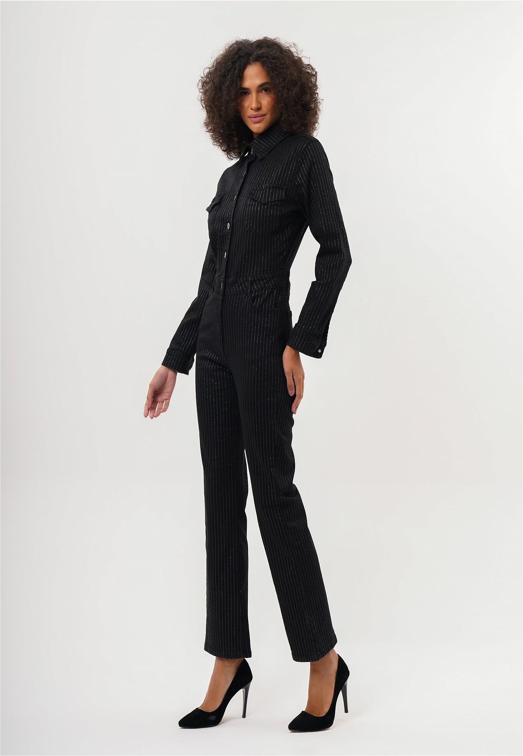 freshlions Jumpsuit »Danika«, im angesagten Jeans-Stil