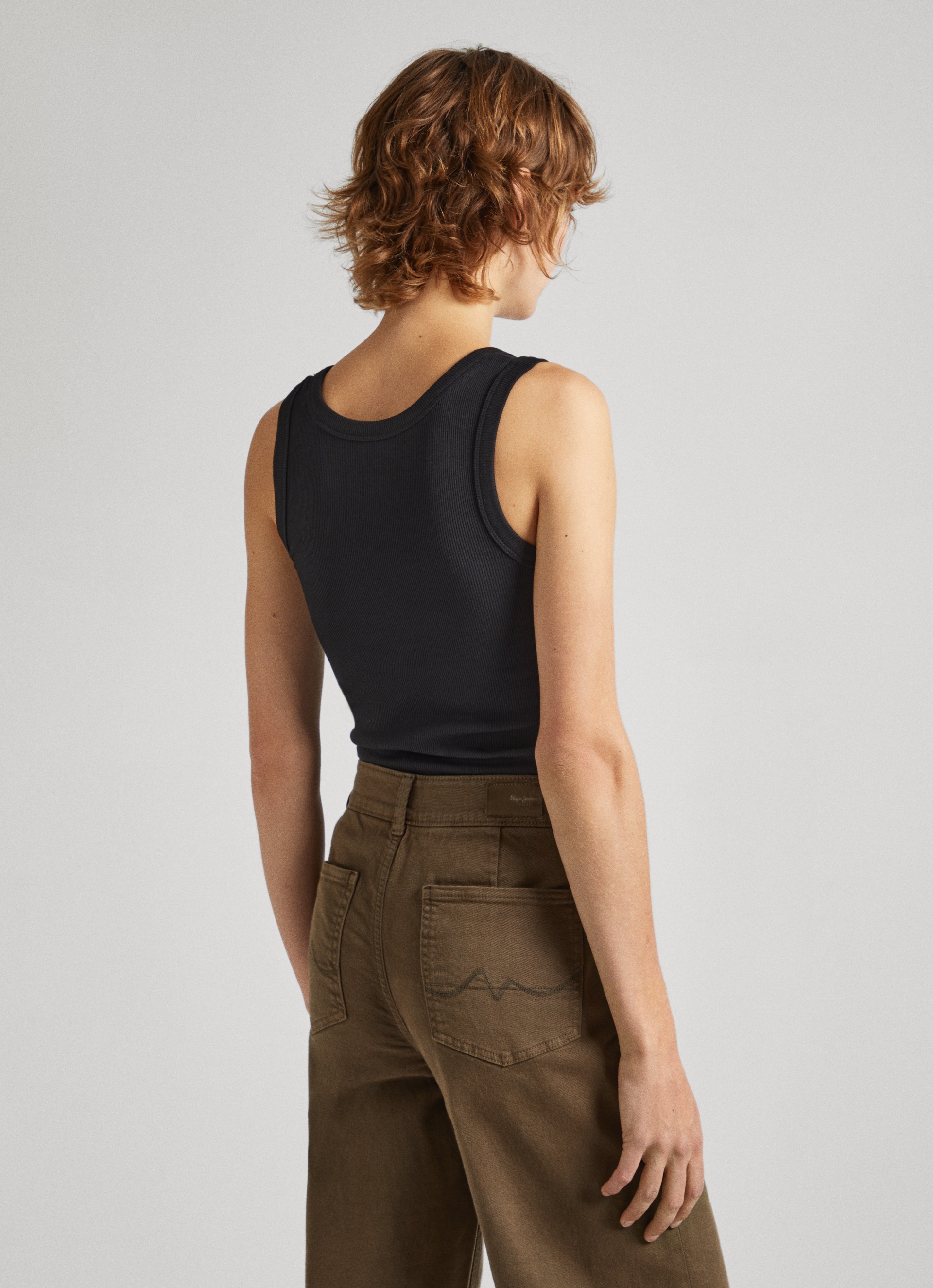 Pepe Jeans Tanktop »LANE« mit kleiner Ton-in-Ton Logostickerei