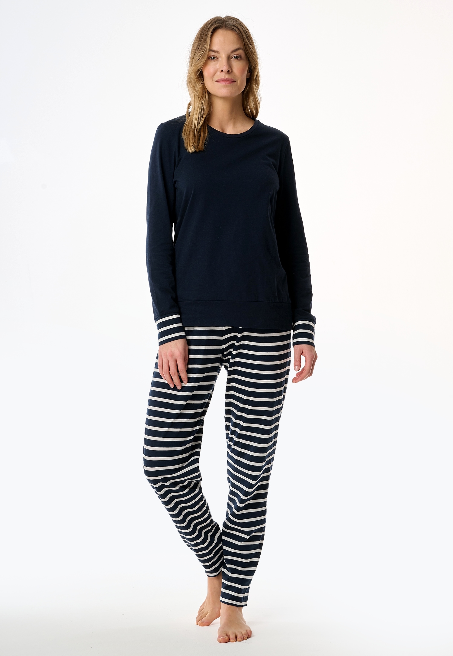 Schiesser Schlafanzug "Casual Essentials", (2 tlg.), Baumwolle, Rundhalsaus günstig online kaufen