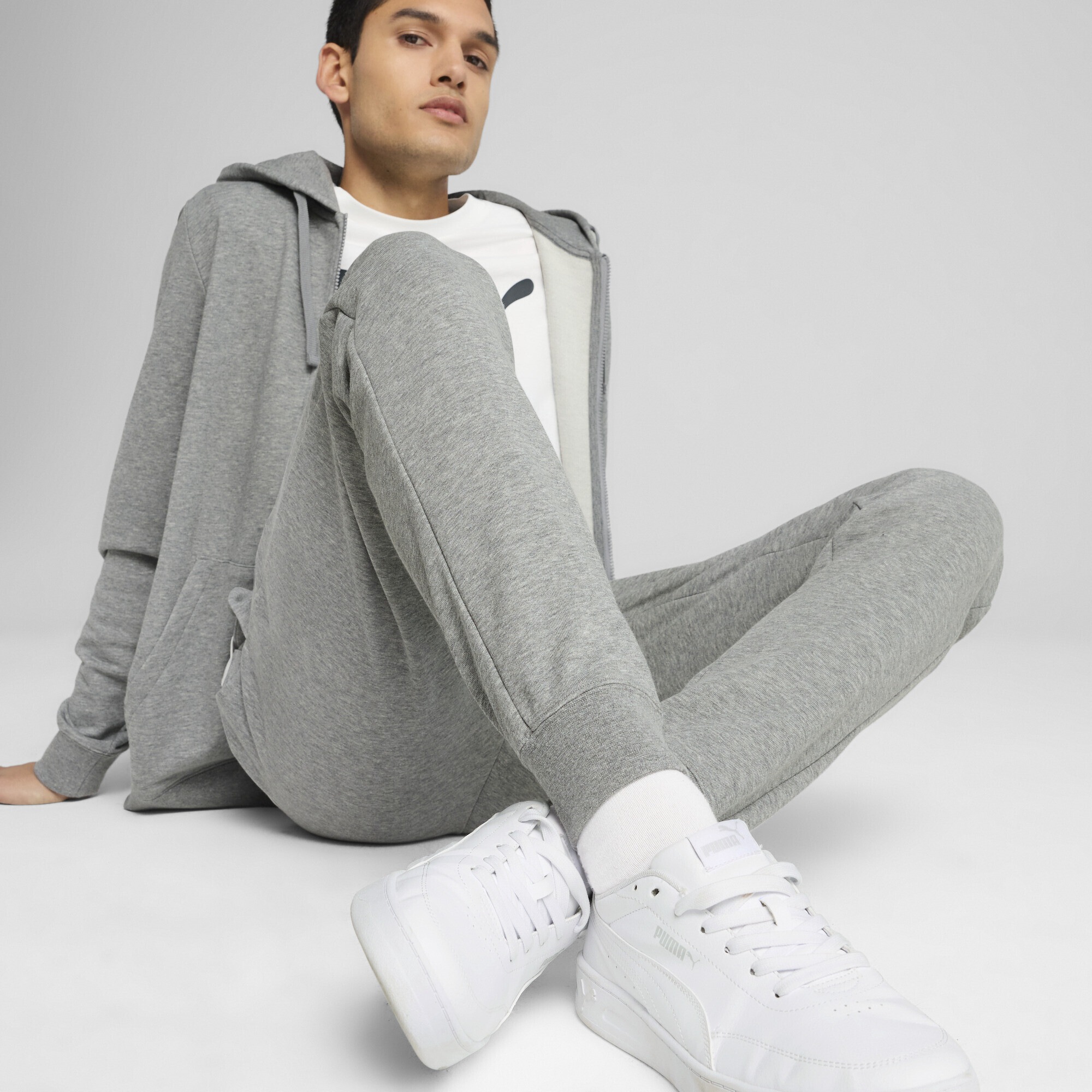 PUMA Sporthose »Essentials No. 1 Logo Slim Jogginghose Herren«