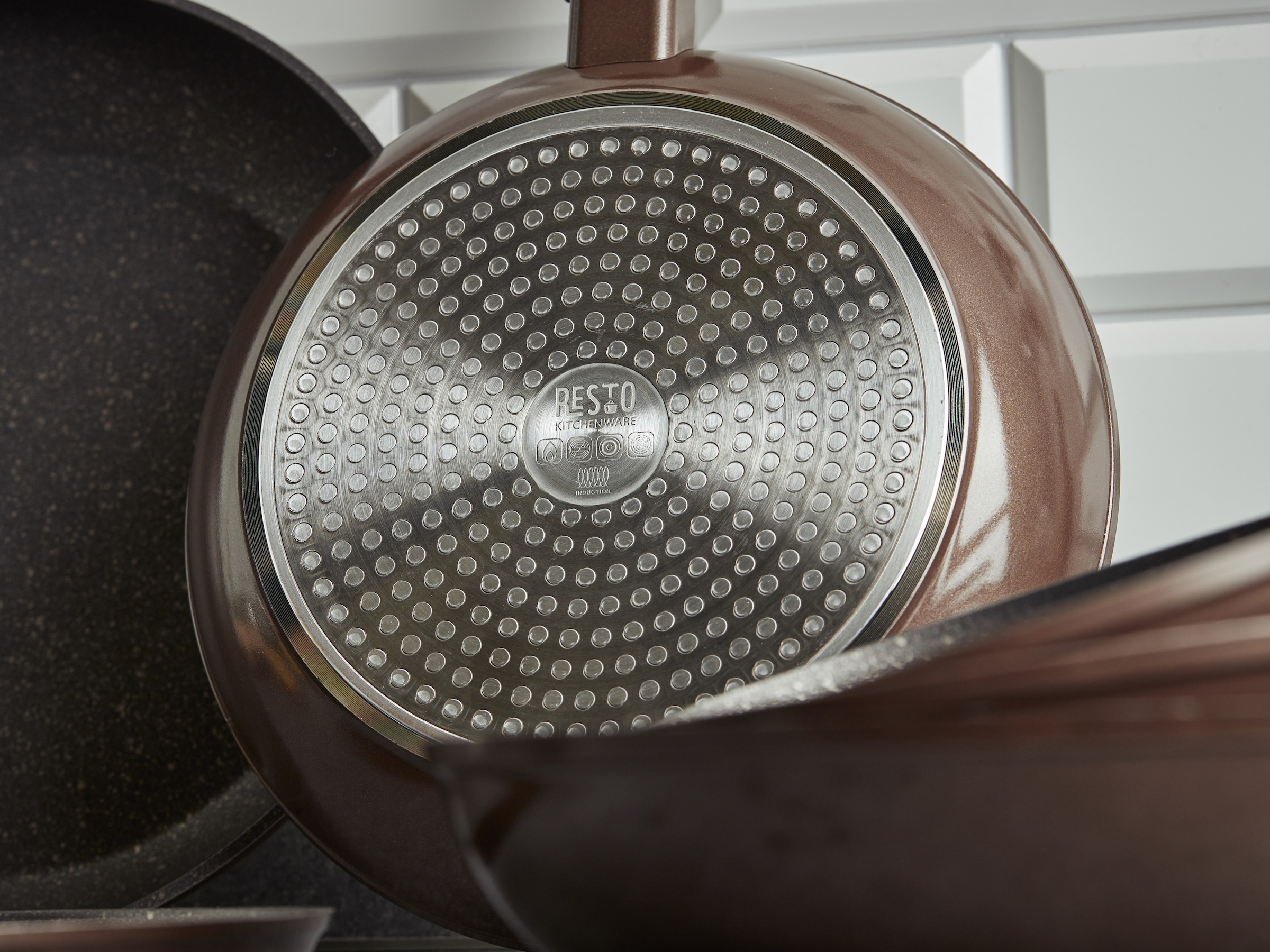 RESTO Kitchenware Pfannen-Set »Carina, antihaftbeschichtet und spülmaschinenfest«, Aluminium, (Set, 2 tlg., 1x Bratpfanne Ø 24, 1x Bratpfanne Ø 28), für alle Herdarten geeignet, auch Induktion