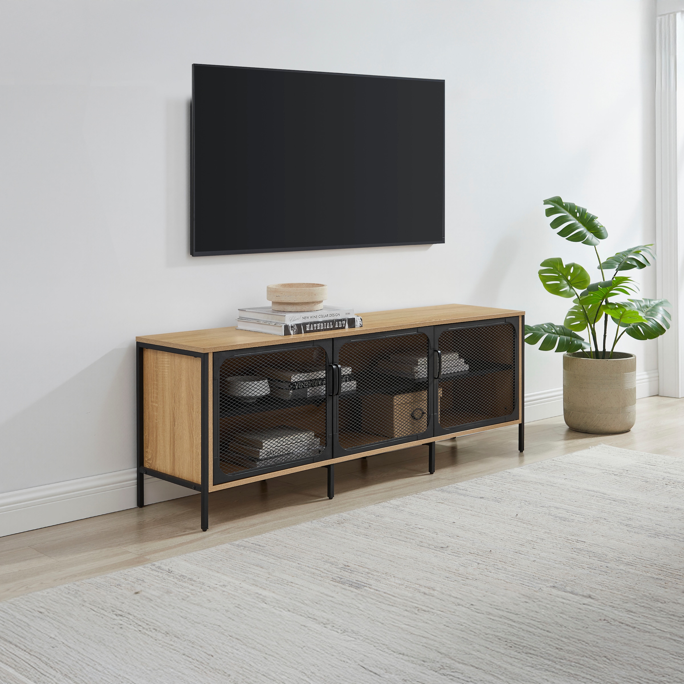 OTTO home TV-Board "Amance", mit ABS-Kanten und pulverbeschichteten Metallb günstig online kaufen