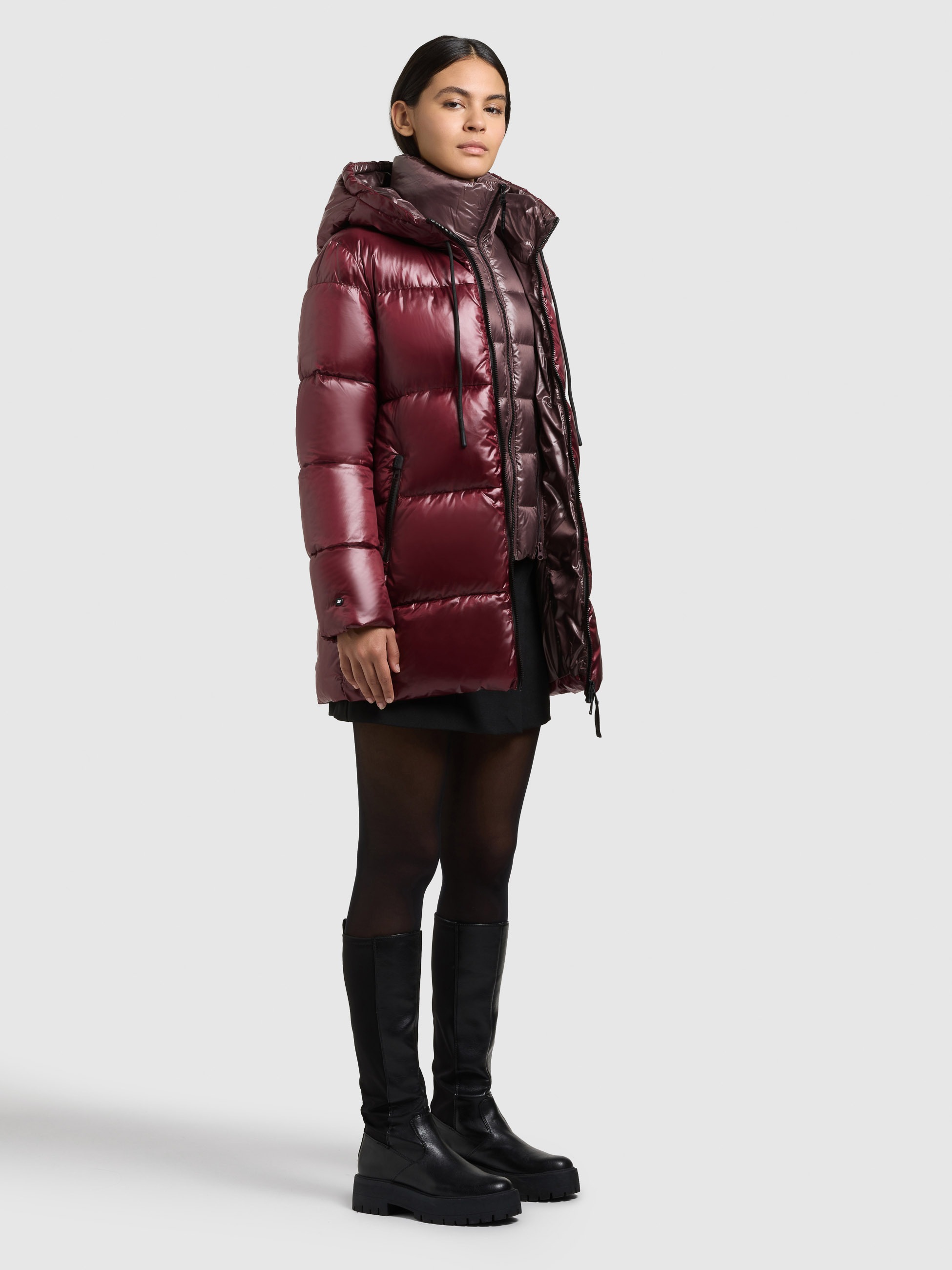 khujo Steppjacke »DASHA 2IN1 (EINSATZ HERAUSNEHMBAR)« mit Kapuze