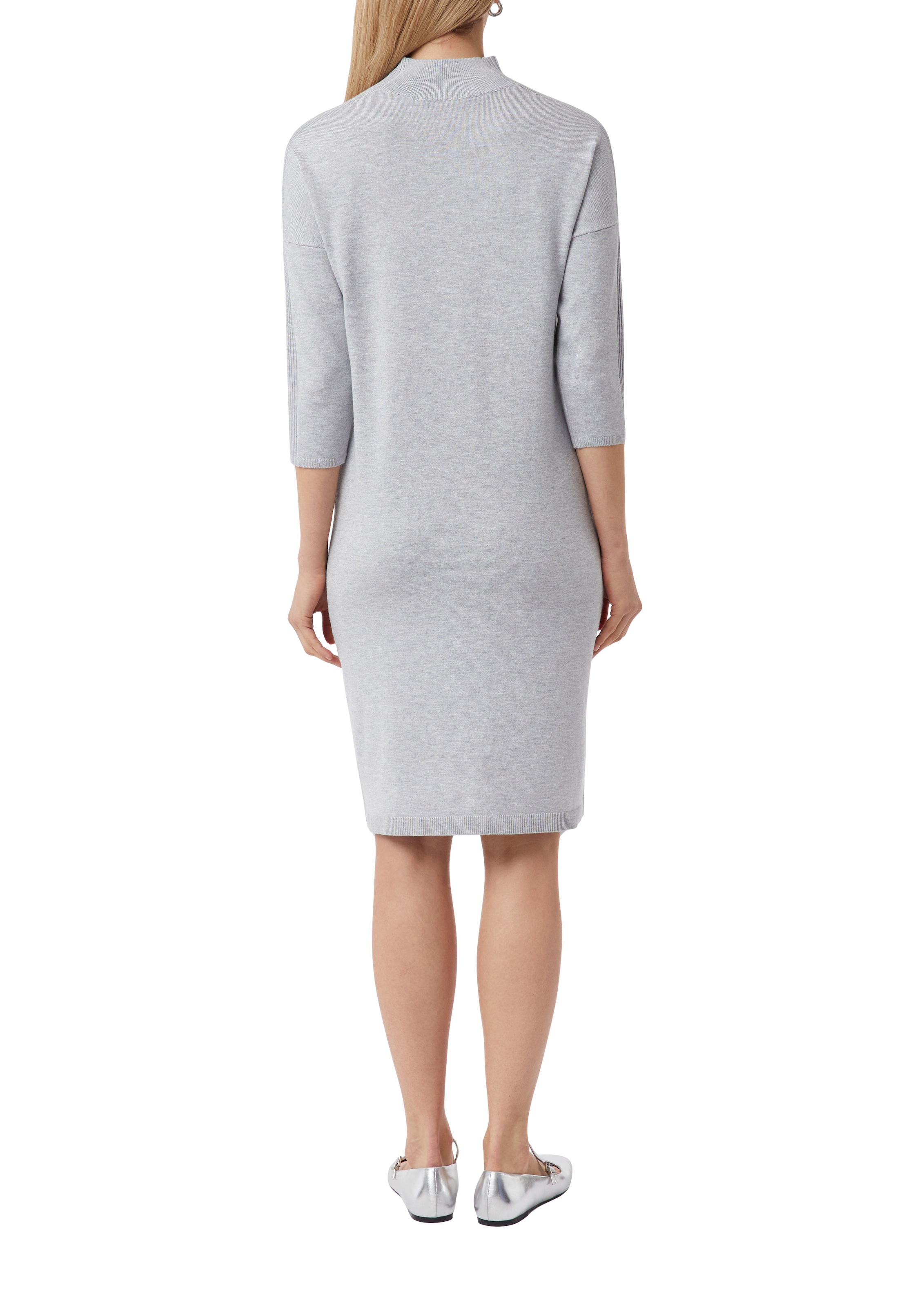Comma Strickkleid mit überschnittenen Schultern