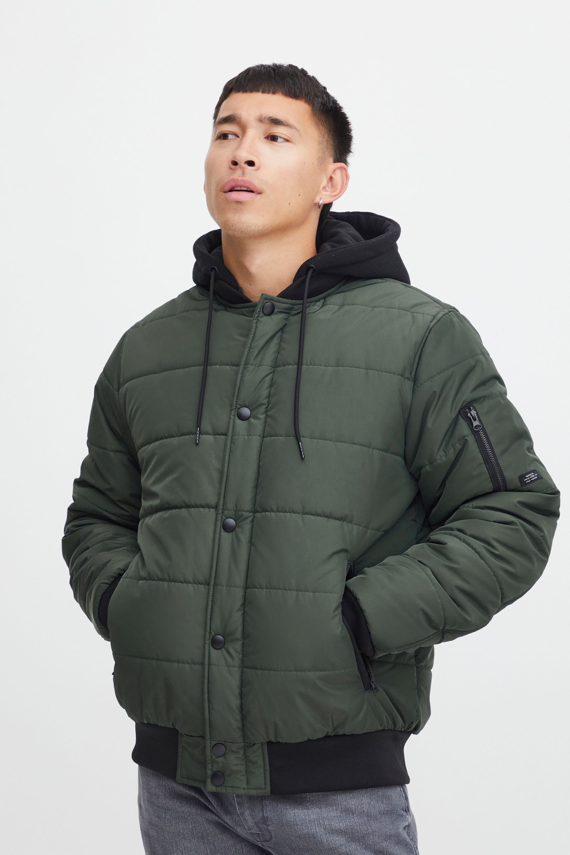 Blend Winterjacke "BHOuterwear" mit Kapuze Wärmende Basic Winterjacke günstig online kaufen