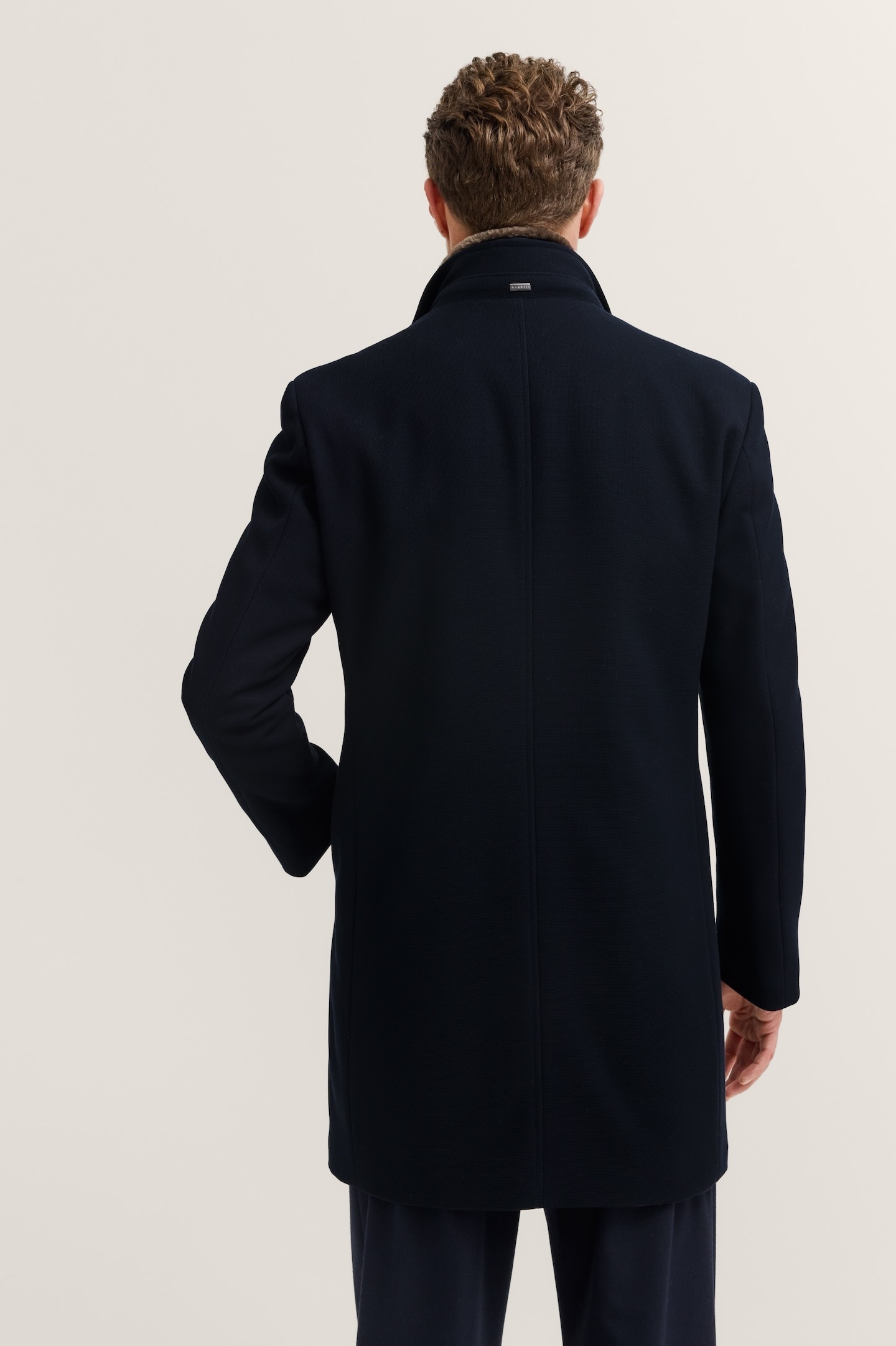 bugatti Kurzmantel "Flexcity Stretch", mit Westen-Einsatz und Kunstfellkrag günstig online kaufen
