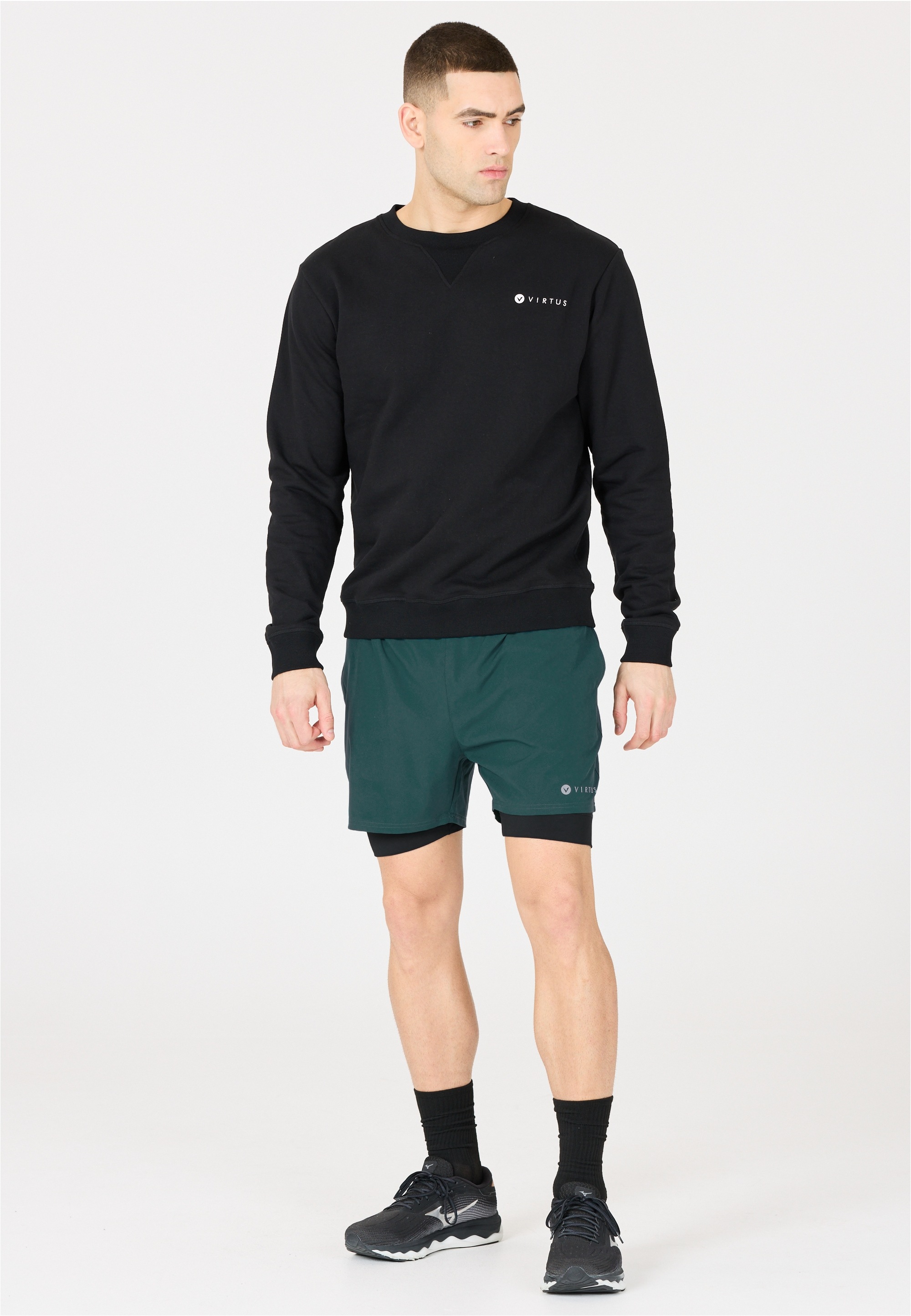 Virtus Shorts »Zayne«, mit 4-Wege-Stretch und Innenhose