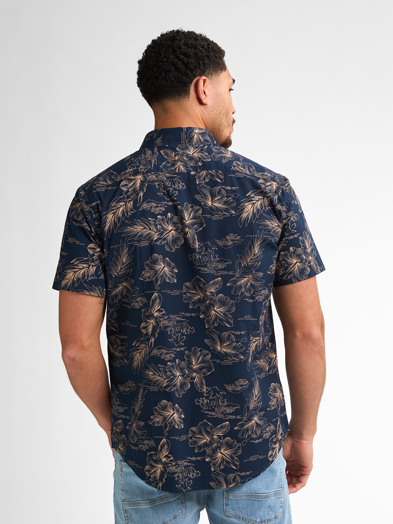 Petrol Industries Kurzarmshirt, mit All-Over Print