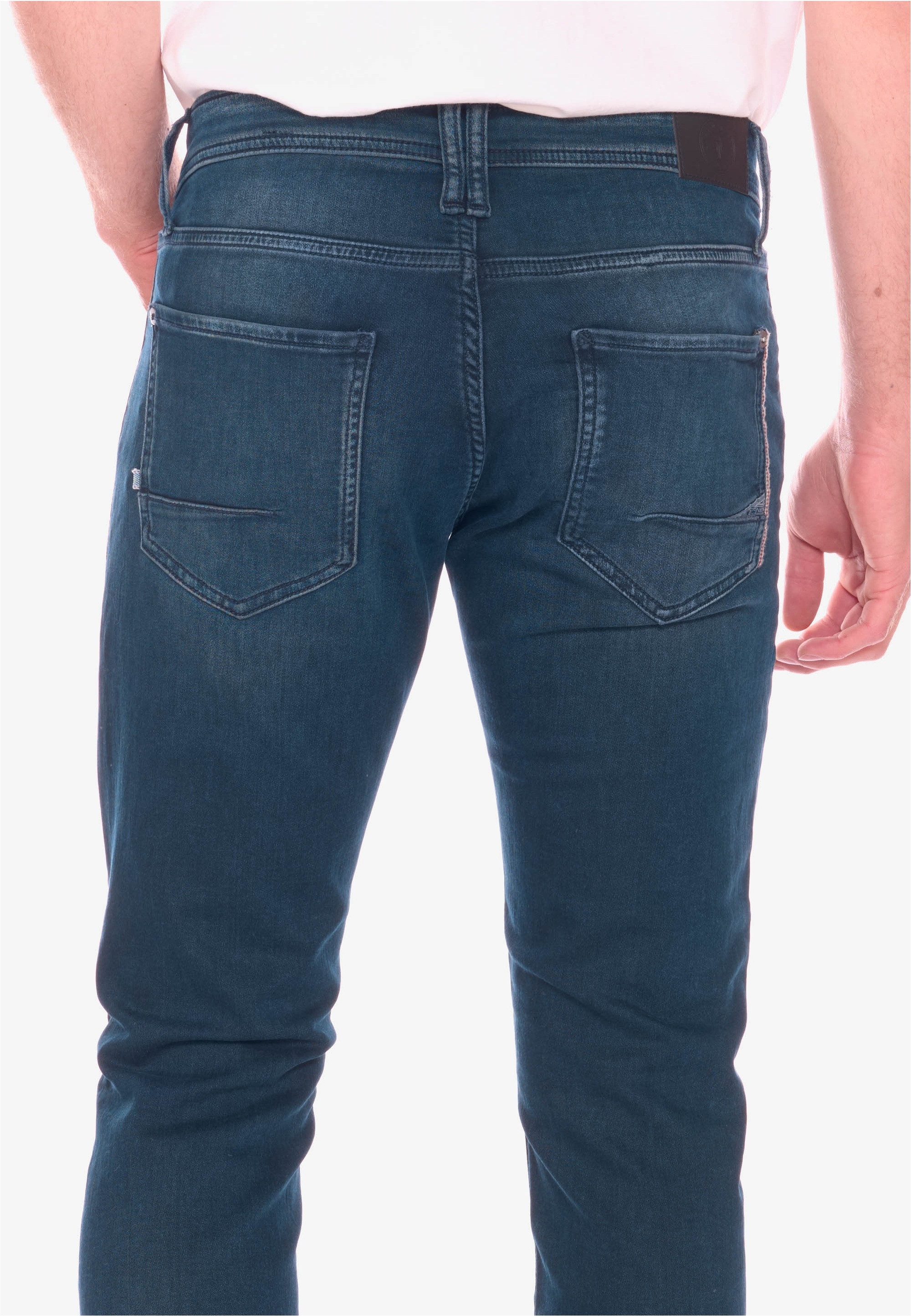Le Temps Des Cerises Slim-fit-Jeans »700/11JO«, mit eng anliegendem Schnitt