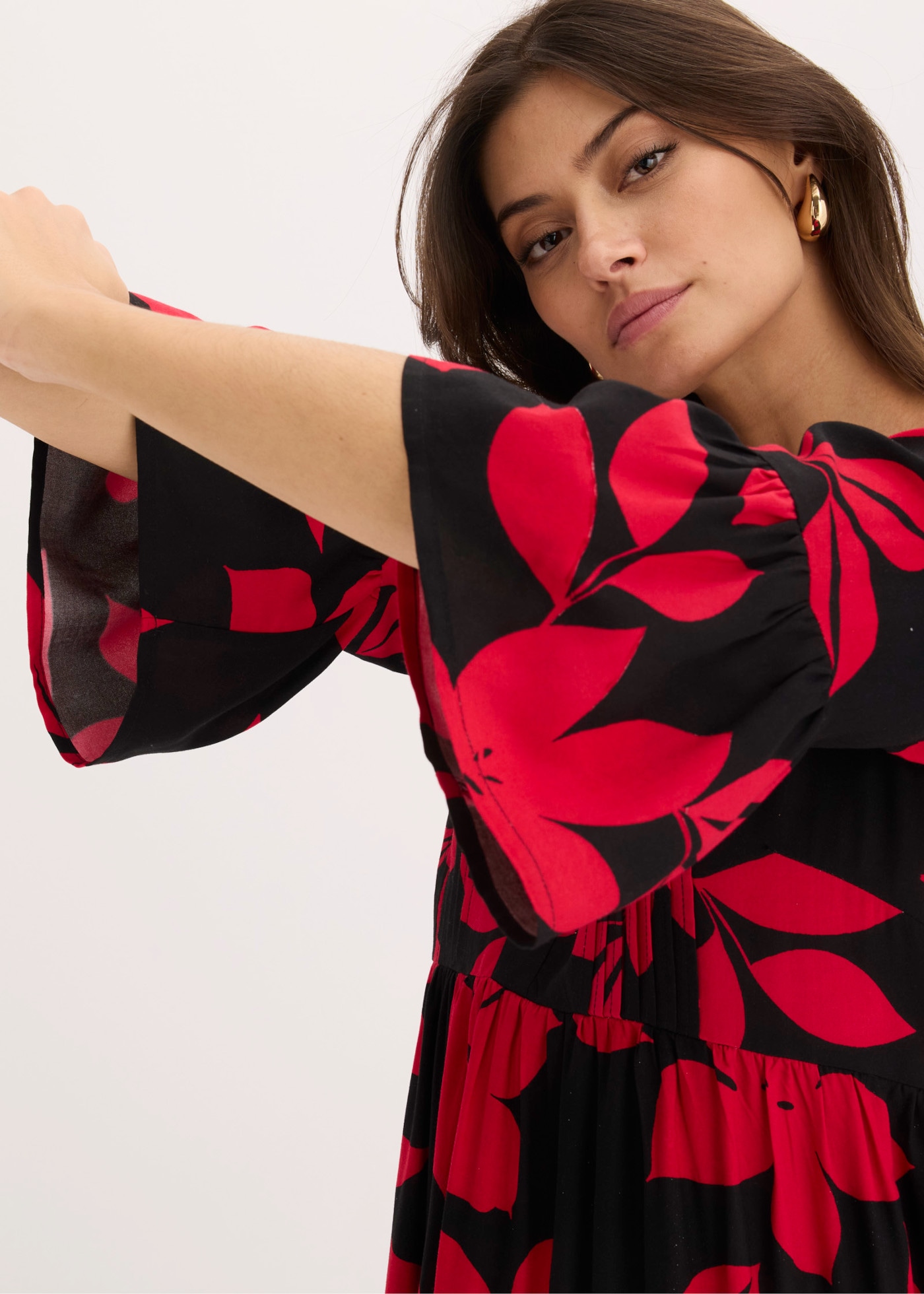 bonprix Maxikleid »Maxikleid aus fließender Viskose« für modischen Auftritt, aus Viskose, A-Linie, 3/4-Ärmel