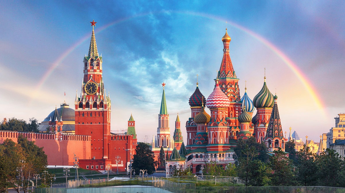 Papermoon Fototapete »Moskau mit Regenbogen«