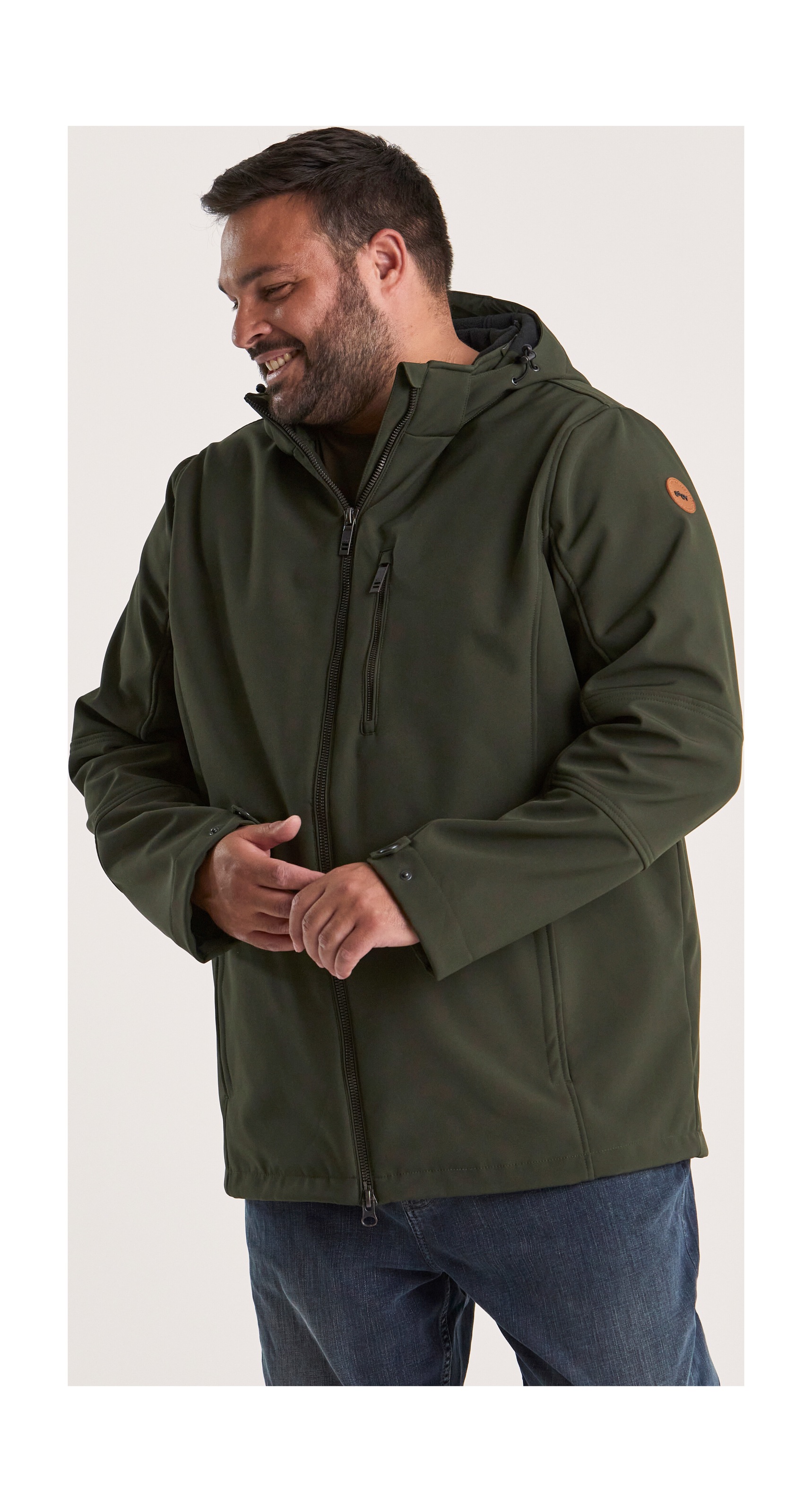 STOY Softshelljacke »STW 17 MN SFTSHLL JCKT«, Wasserabweisende, atmungsaktive Softshelljacke mit abnehmbarer Kapuze