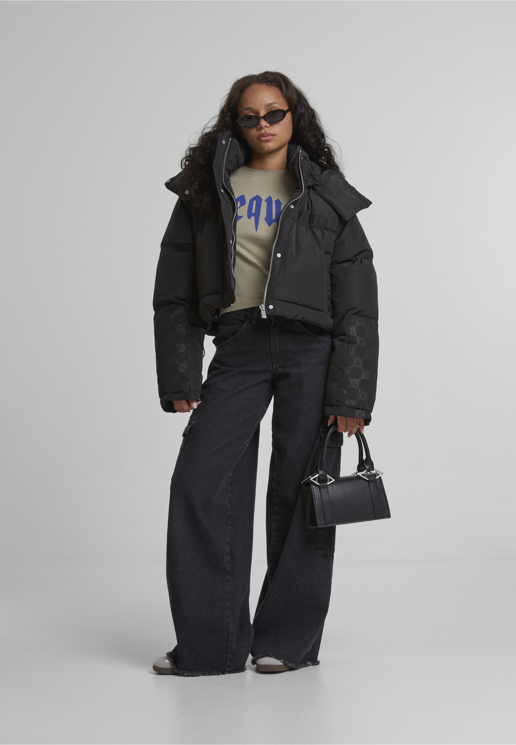 PEQUS T-Shirt »PEQUS PEQUS Fitted Mythic Logo T-Shirt« 1 Stk.