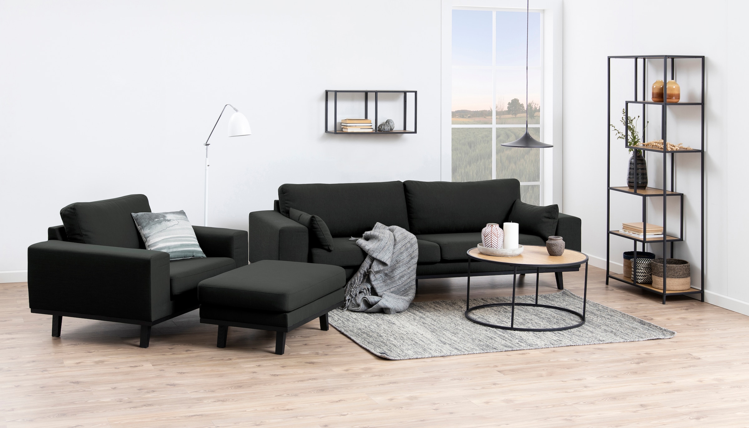 ACTONA GROUP Couchtisch, mit Tischplatte in Naturoptik und schmalem Metallfuß, rund, T: 80 cm