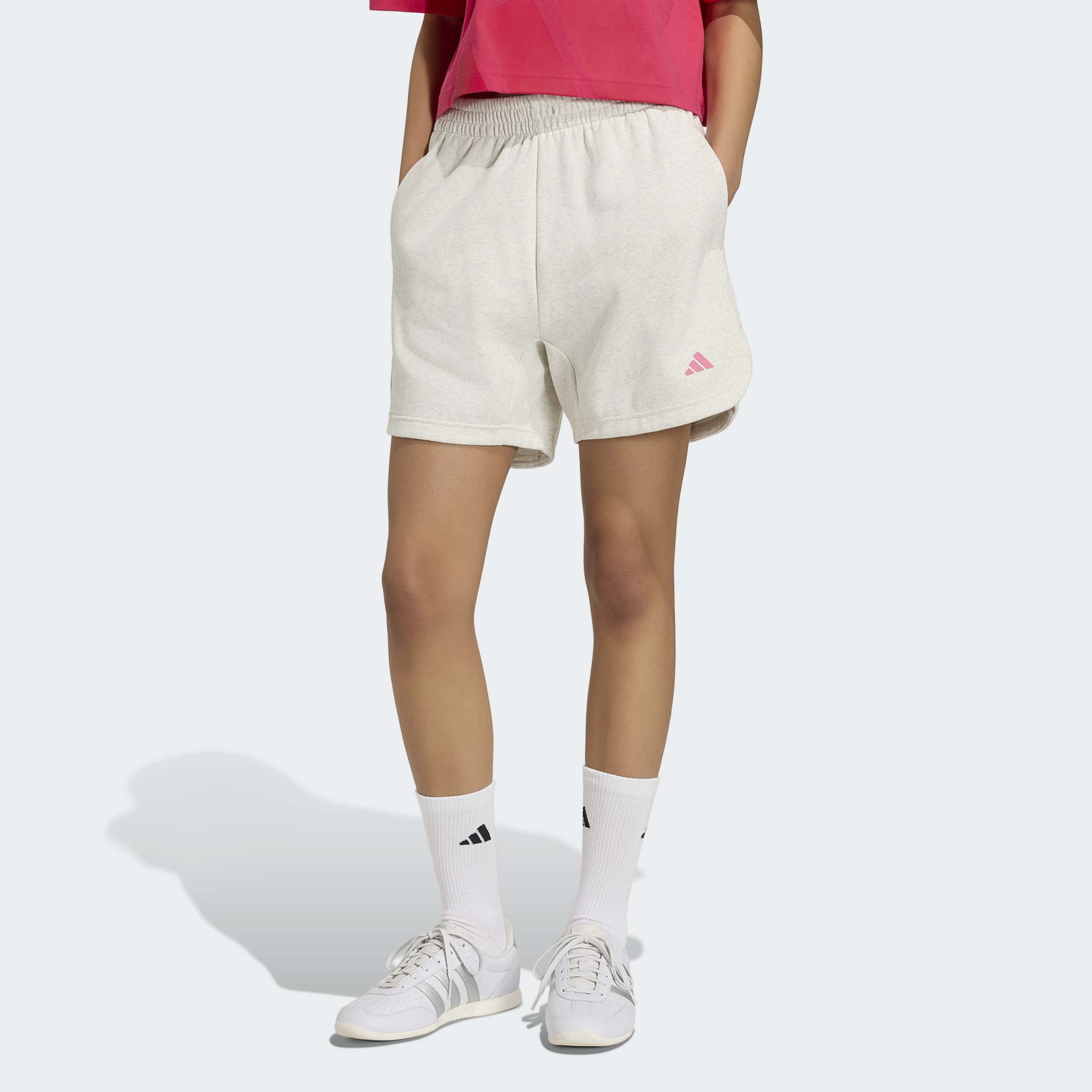 adidas Sportswear Shorts "3-STREIFEN STUDIO FLEECE, LOCKER GESCHNITTEN" für sportliche Aktivitäten, aus Baumwolle, mit Kordelverschluss