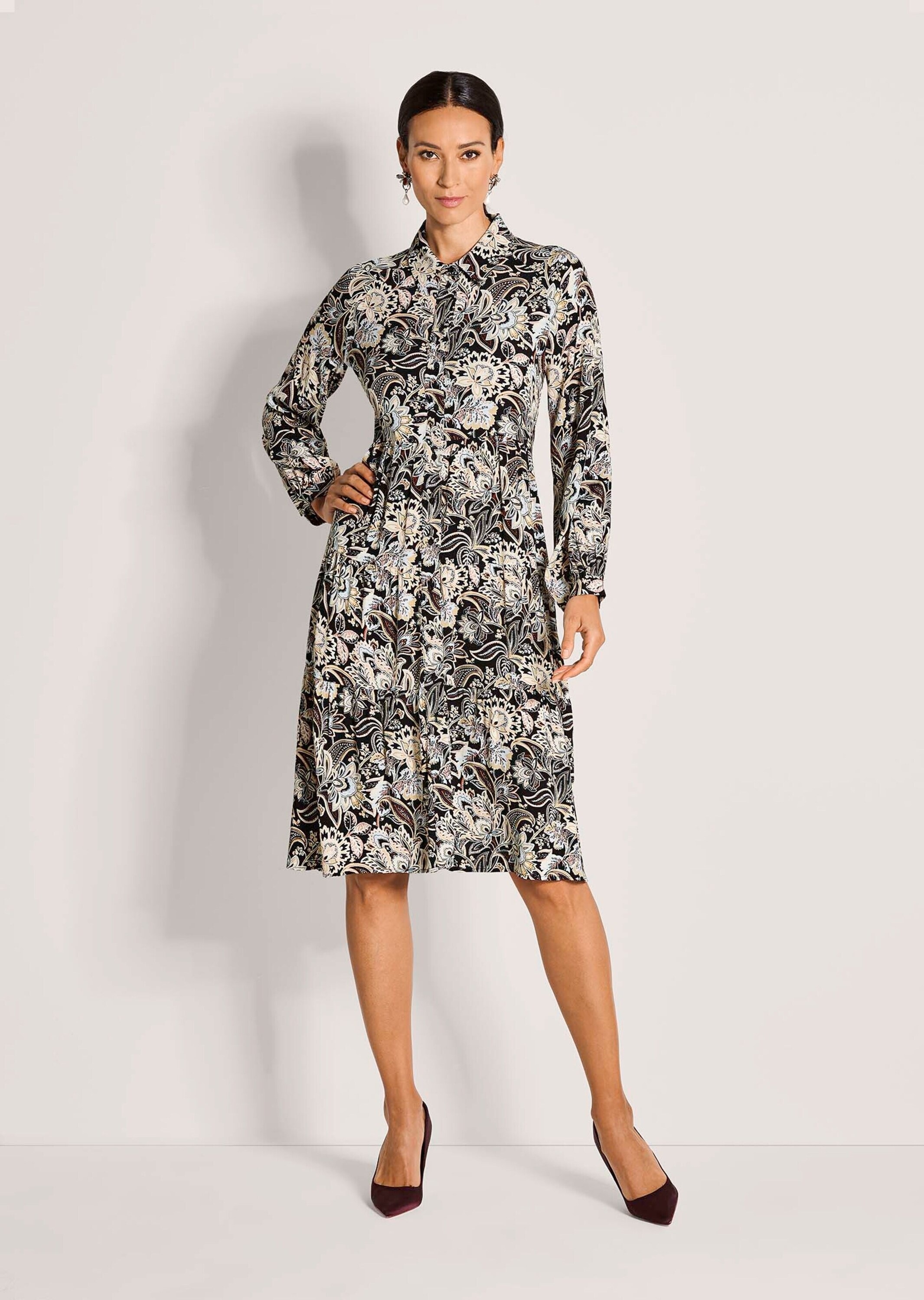 MADELEINE Sommerkleid "Kleid Druck-Damenkleid mit Knopfleiste" Seitliche Ei günstig online kaufen