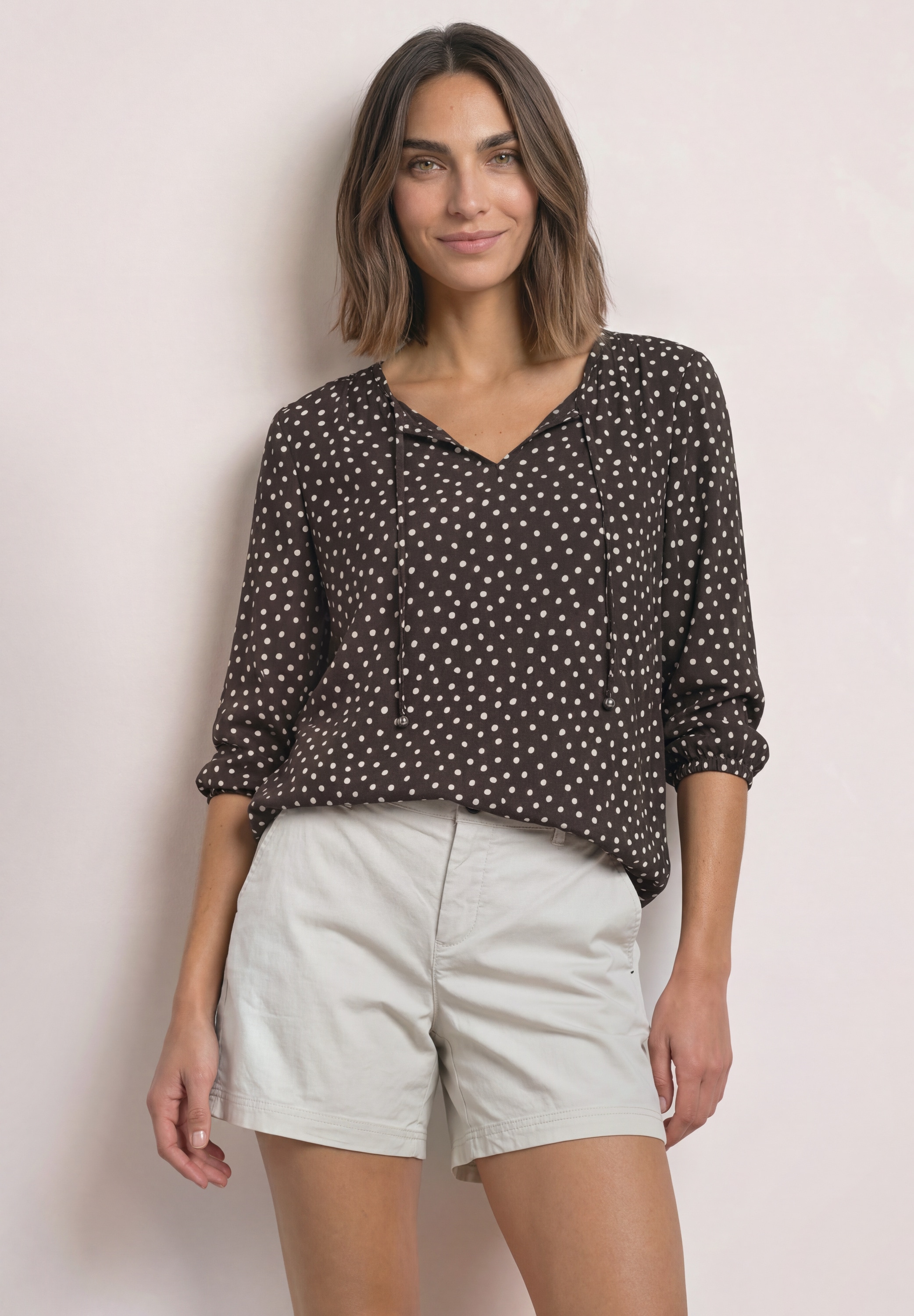 STREET ONE Shirtbluse mit geschlitztem Rundhalsausschnitt