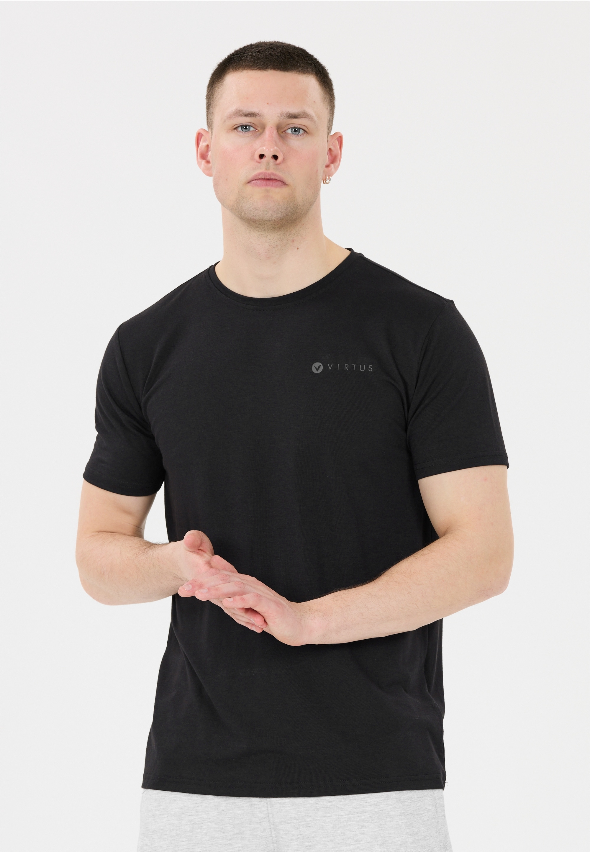 Virtus Funktionsshirt "Jokers V3" mit praktischer Quick-Dry-Funktion
