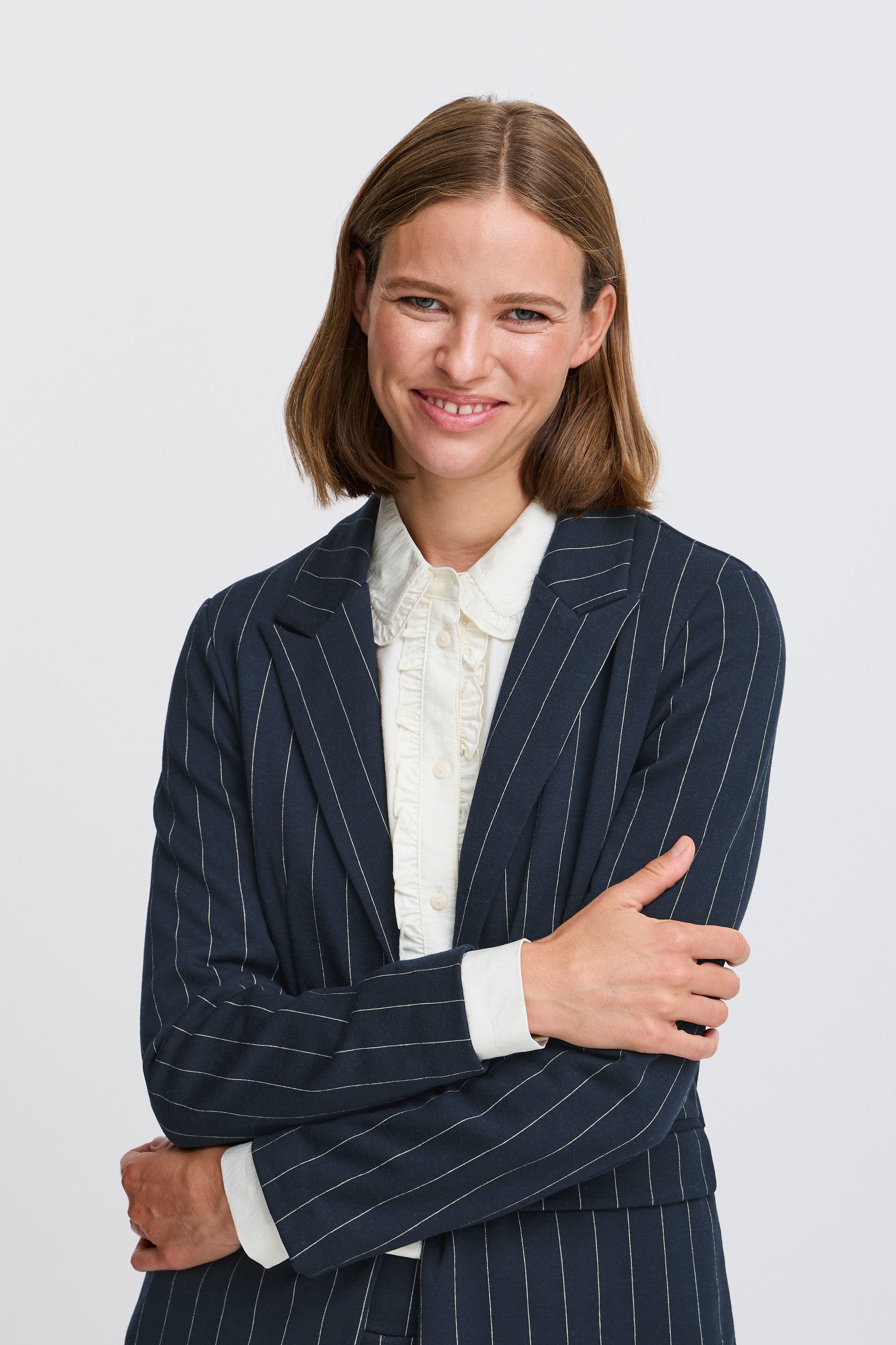 b.young Kurzblazer »Kurzblazer BYROWAN STRIPE BLAZER -«