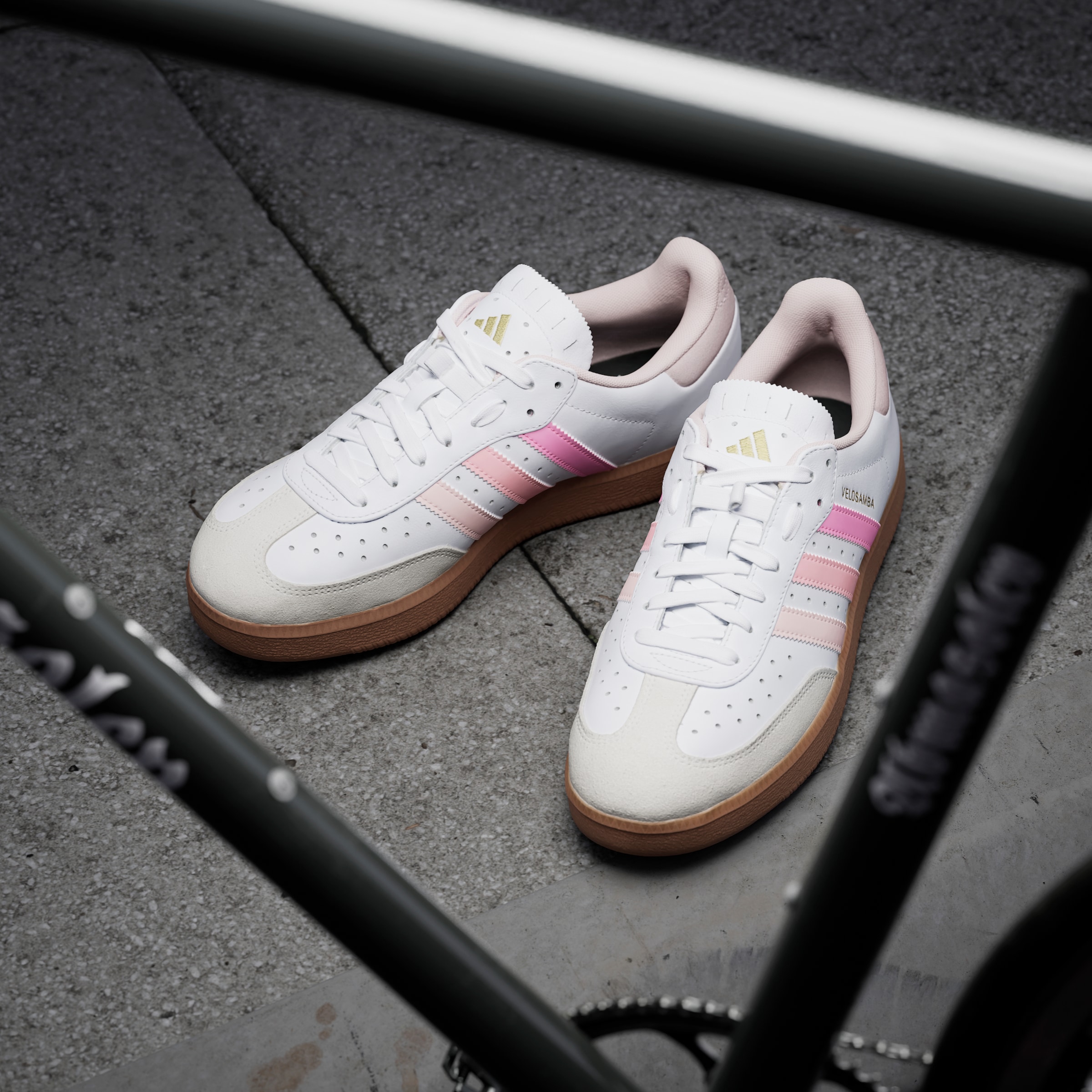 adidas Performance Fahrradschuh VELOSAMBA LEATHER inspiriert vom Design des adidas samba auf Raten BAUR