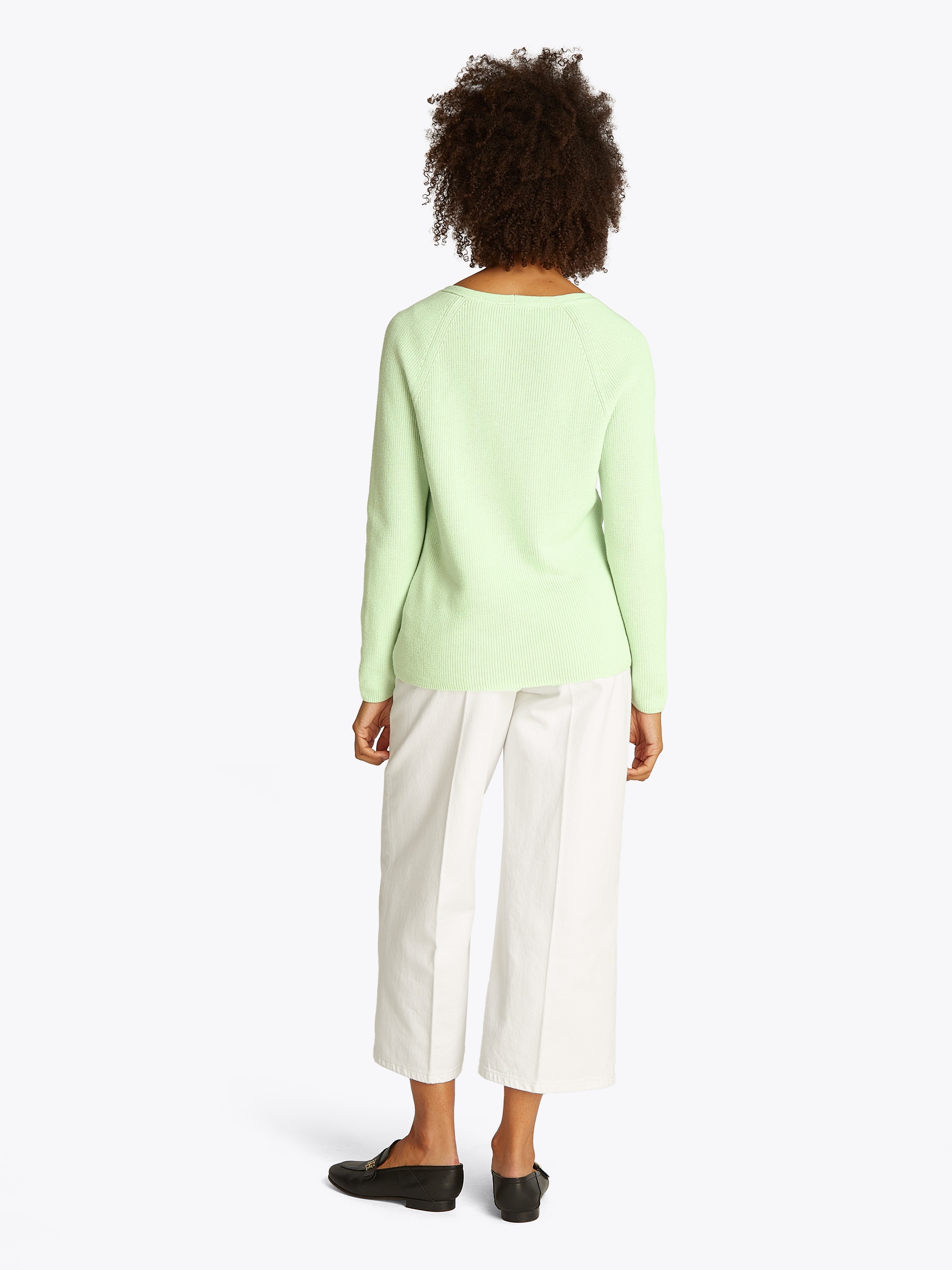 Tommy Hilfiger Strickpullover »CO CARDI FINE GG LS BOAT-NK SWT«, mit Raglanärmel, Logostickerei