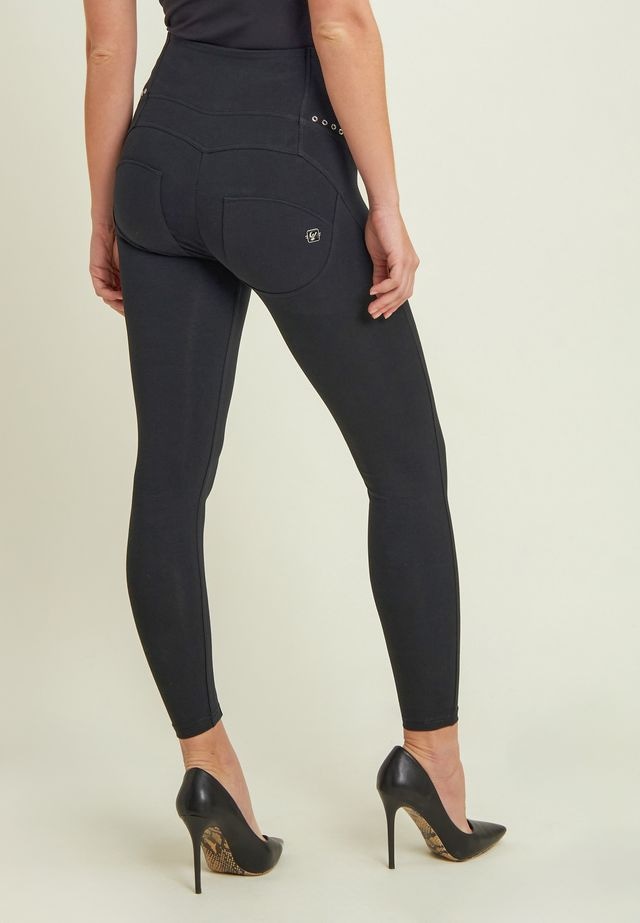 Freddy Jeansjeggings »WRUP HIGH WAIST SUPERSKINNY 7/8tel« mit Lifting & Shaping Effekt