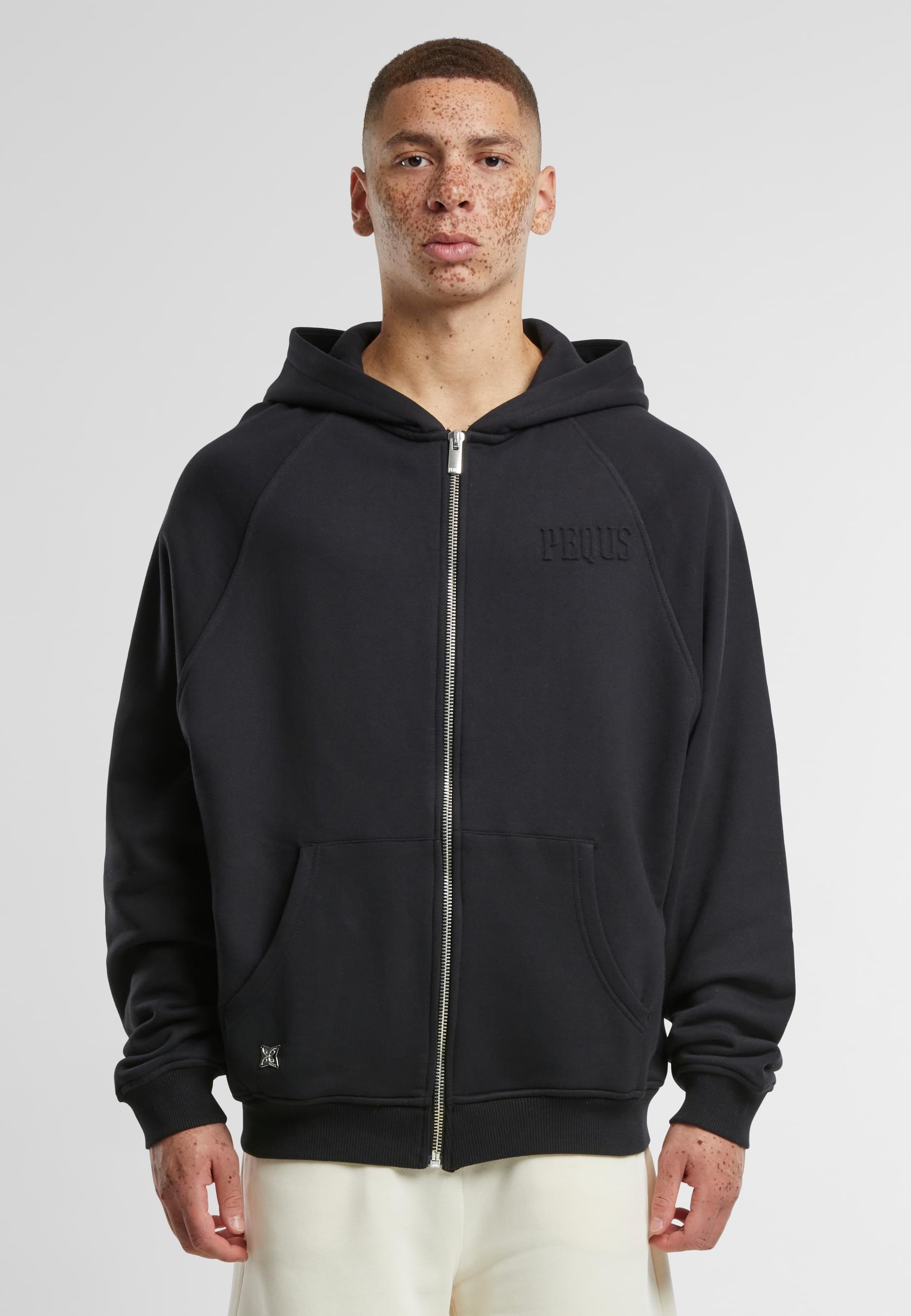 PEQUS Outdoorjacke »PEQUS PEQUS Debossed Logo Zip-Cardigan« 1 Stk. tlg. mit Kapuze