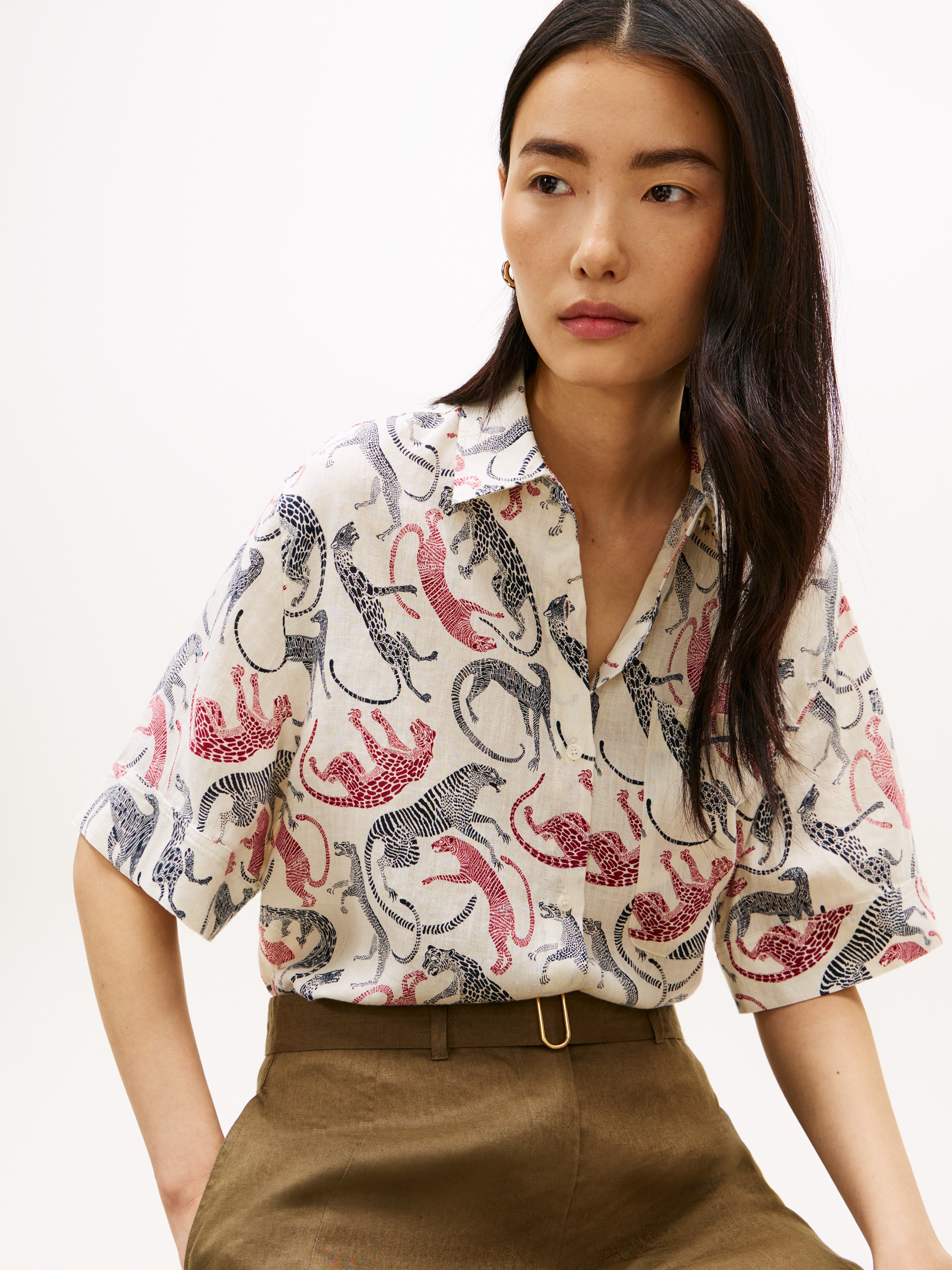 Tommy Hilfiger Kurzarmbluse "ESS LINEN SHORT SLEEVE SHIRT" mit aufgesetzter günstig online kaufen