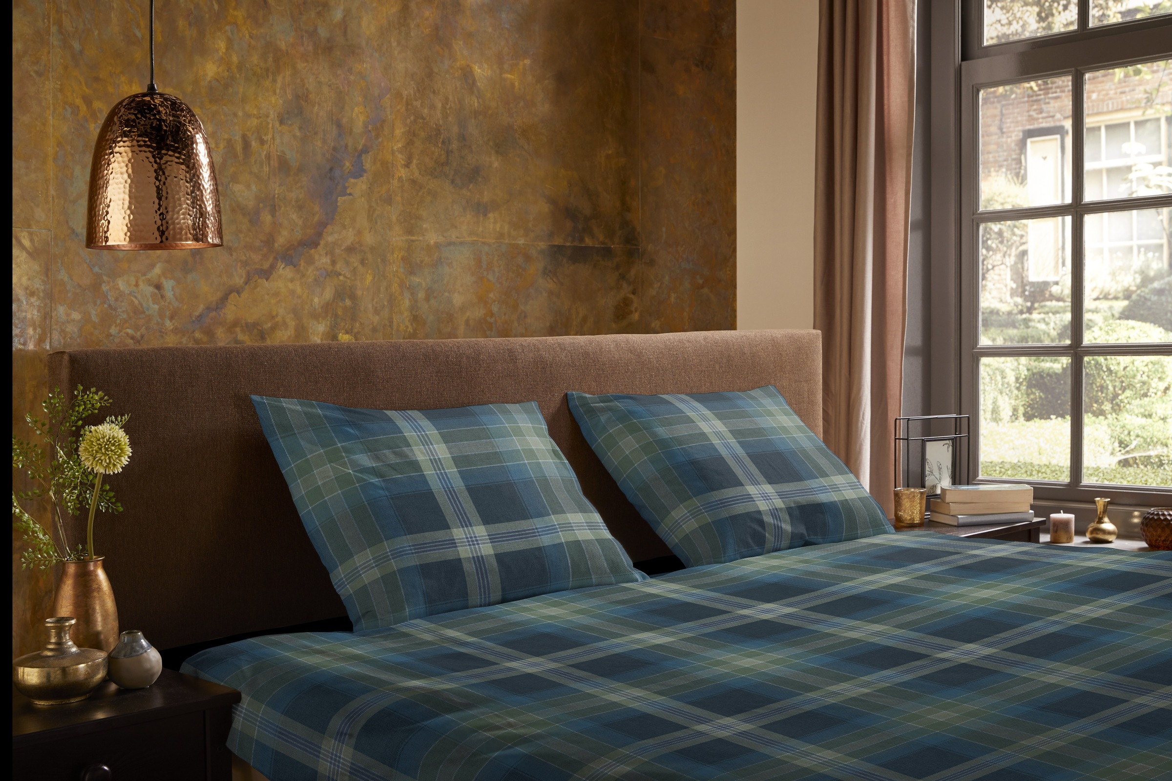 PURE luxury collection Wendebettwäsche »Jan«, Mikrofaser, 135x200, Pflegeleicht, Wendeoptik, Simple, Karo, Blau