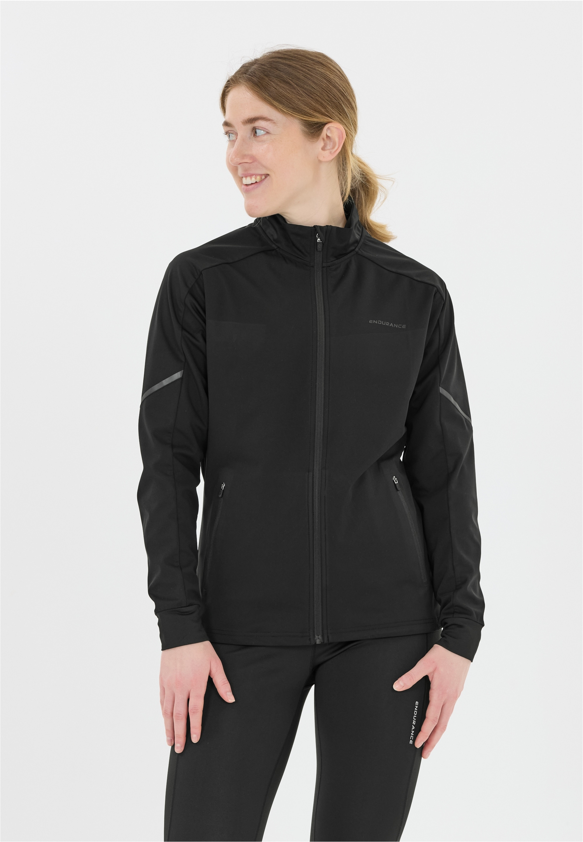 ENDURANCE Laufjacke "Aisling" in atmungsaktiver Qualität günstig online kaufen
