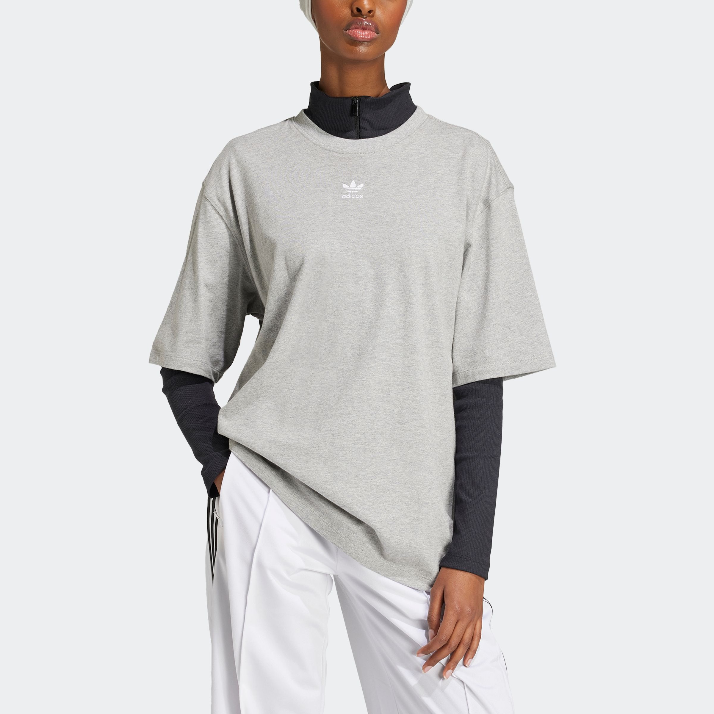 adidas Originals T-Shirt "ESS BOYFR TEE" sportlicher Stil, Kurzarm, aus Bau günstig online kaufen