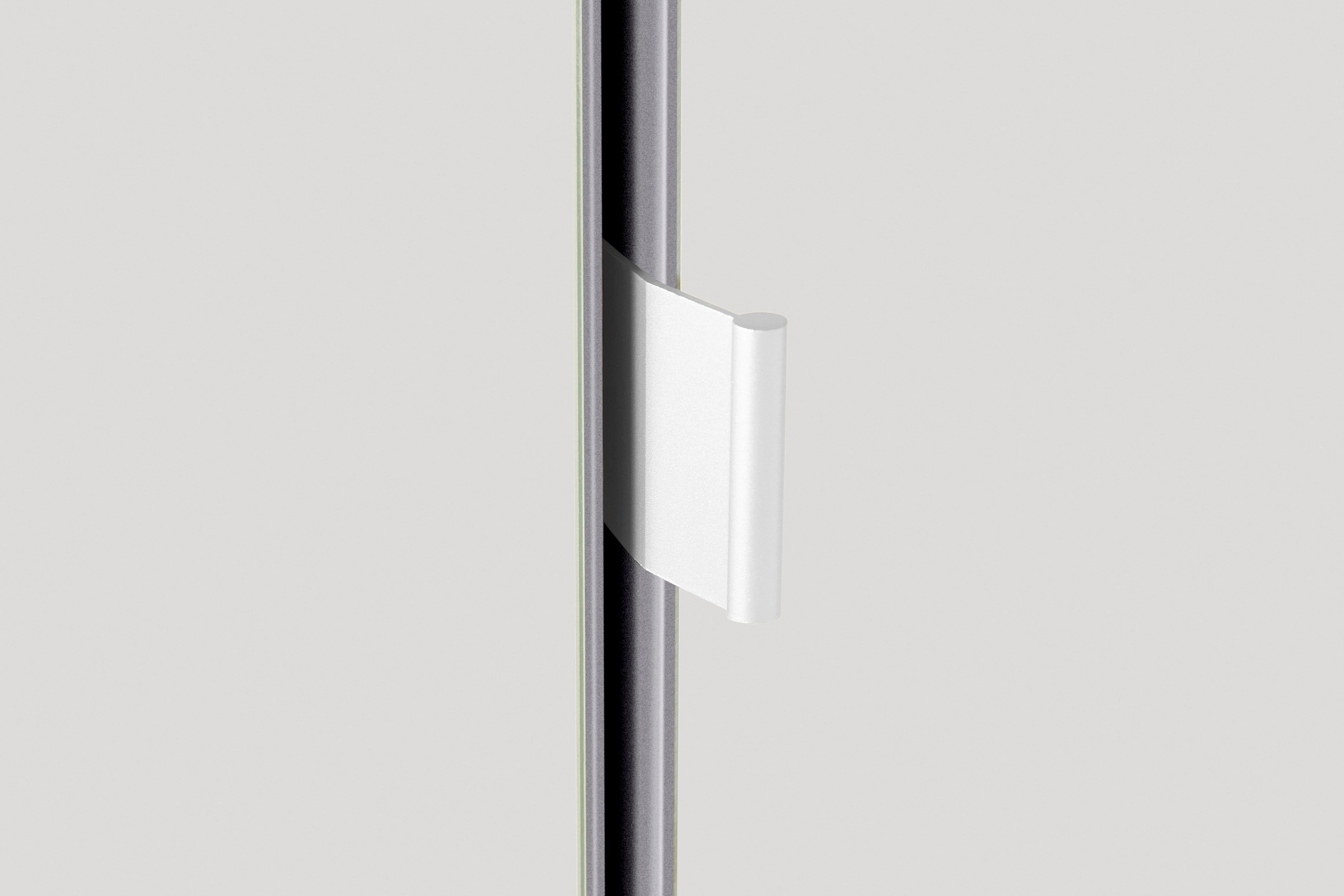 rauch Drehtürenschrank »Kleiderschrank Schrank Garderobe TOPSELLER OTELI inkl. Inneneinteilung«, (erhältlich in Breiten 91-360 cm, ab Breite 136cm inkl. Innenschubladen), mit zusätzlichen Einlegeböden, optional mit Spiegel MADE IN GERMANY