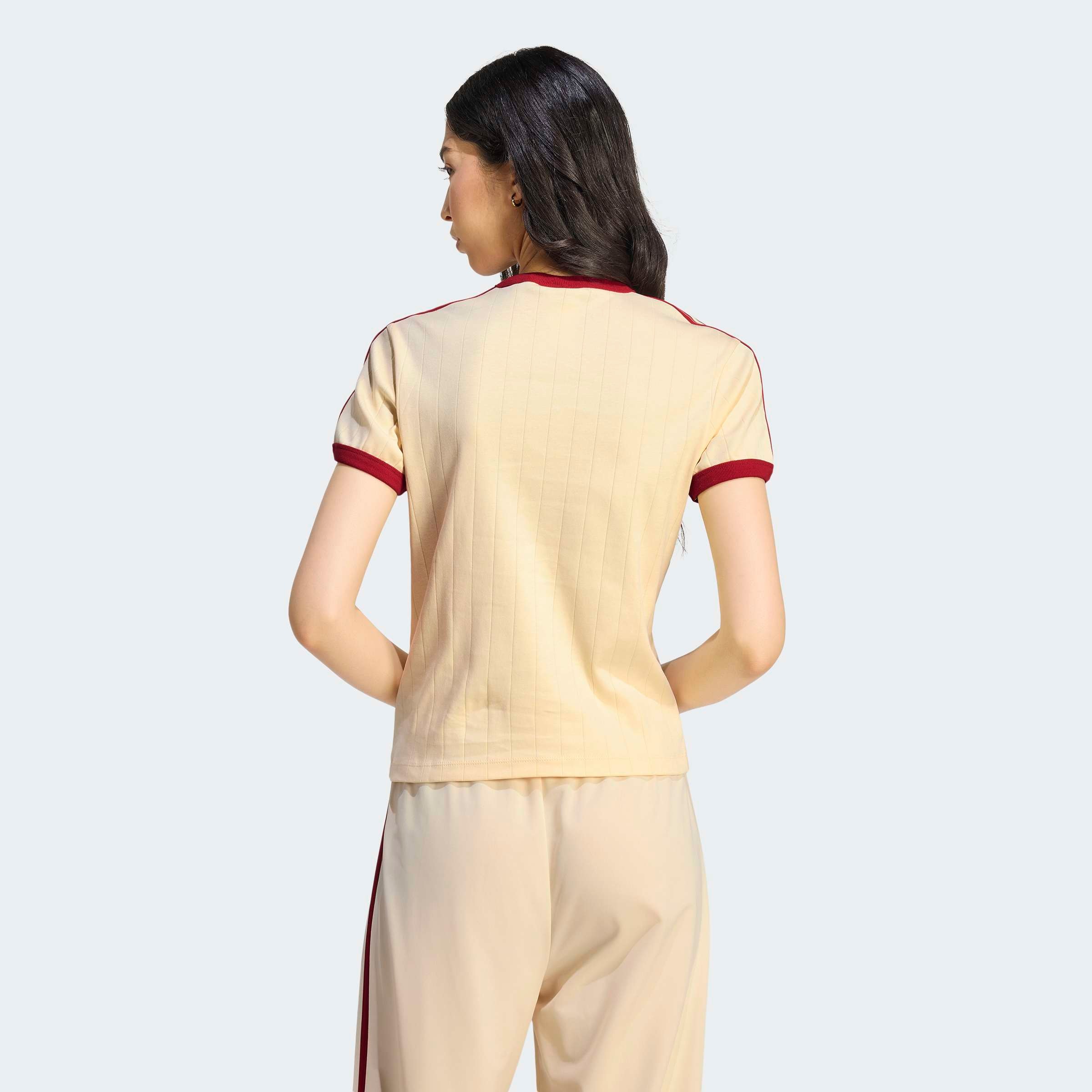 adidas Originals T-Shirt »PSTRIPE SS TEE« mit Nadelstreifen-Design, ohne Verschluss, aus Interlock-Material