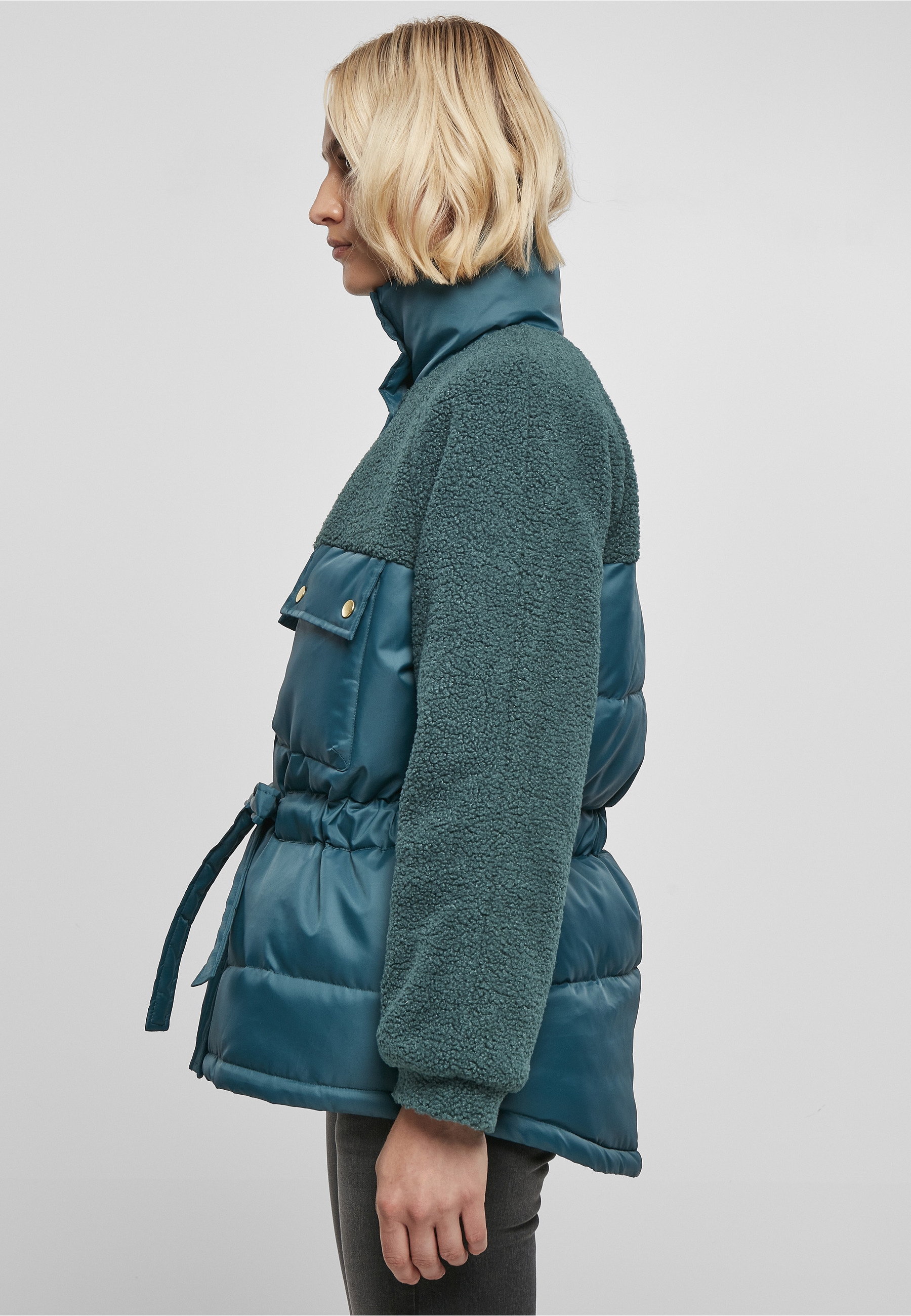 URBAN CLASSICS Winterjacke »Urban Classics Damen Ladies Sherpa Mix Puffer Jacket« 1 Stk. tlg. ohne Kapuze