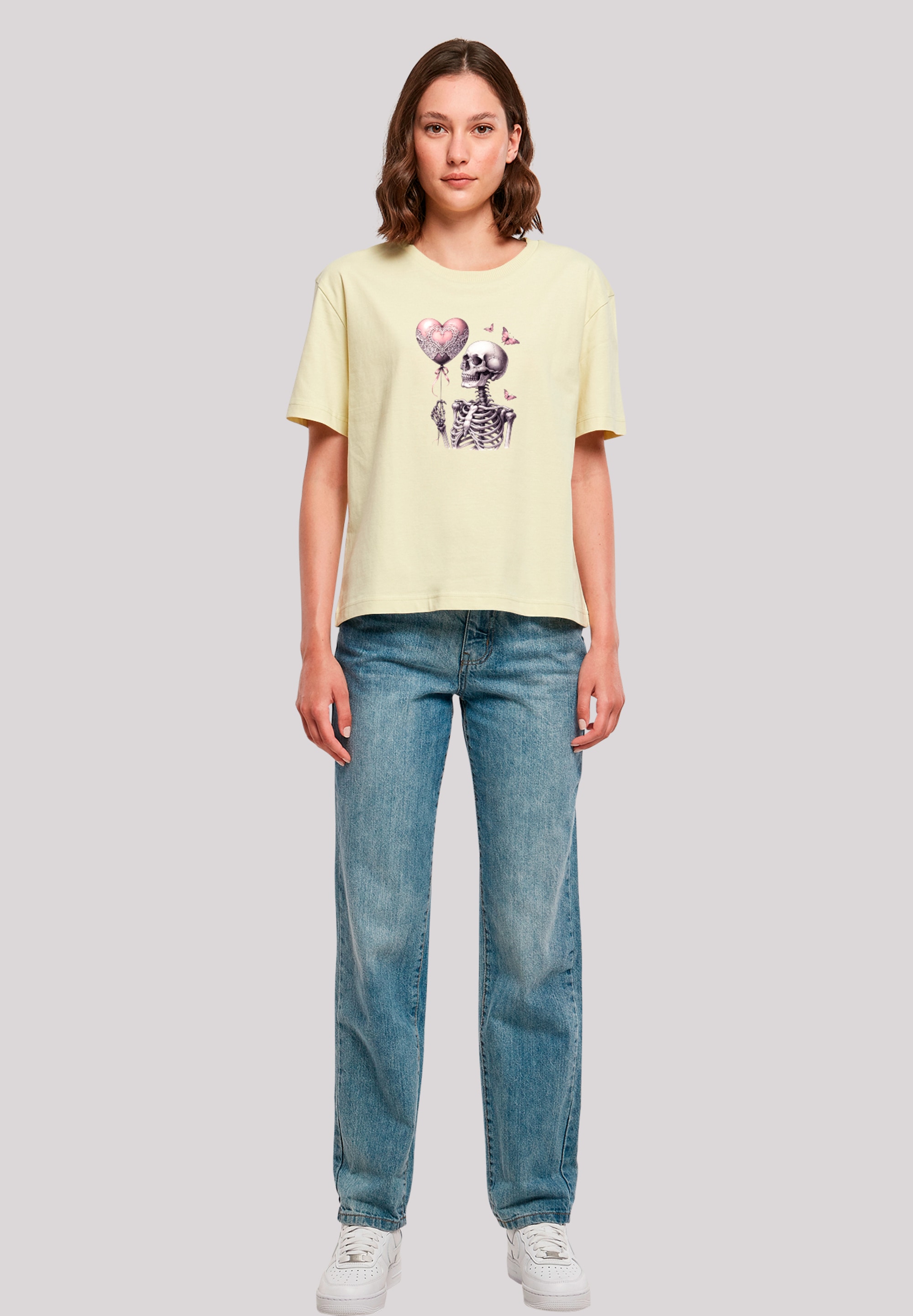 F4NT4STIC T-Shirt »Skelett hält Herzballon«, Premium Qualität