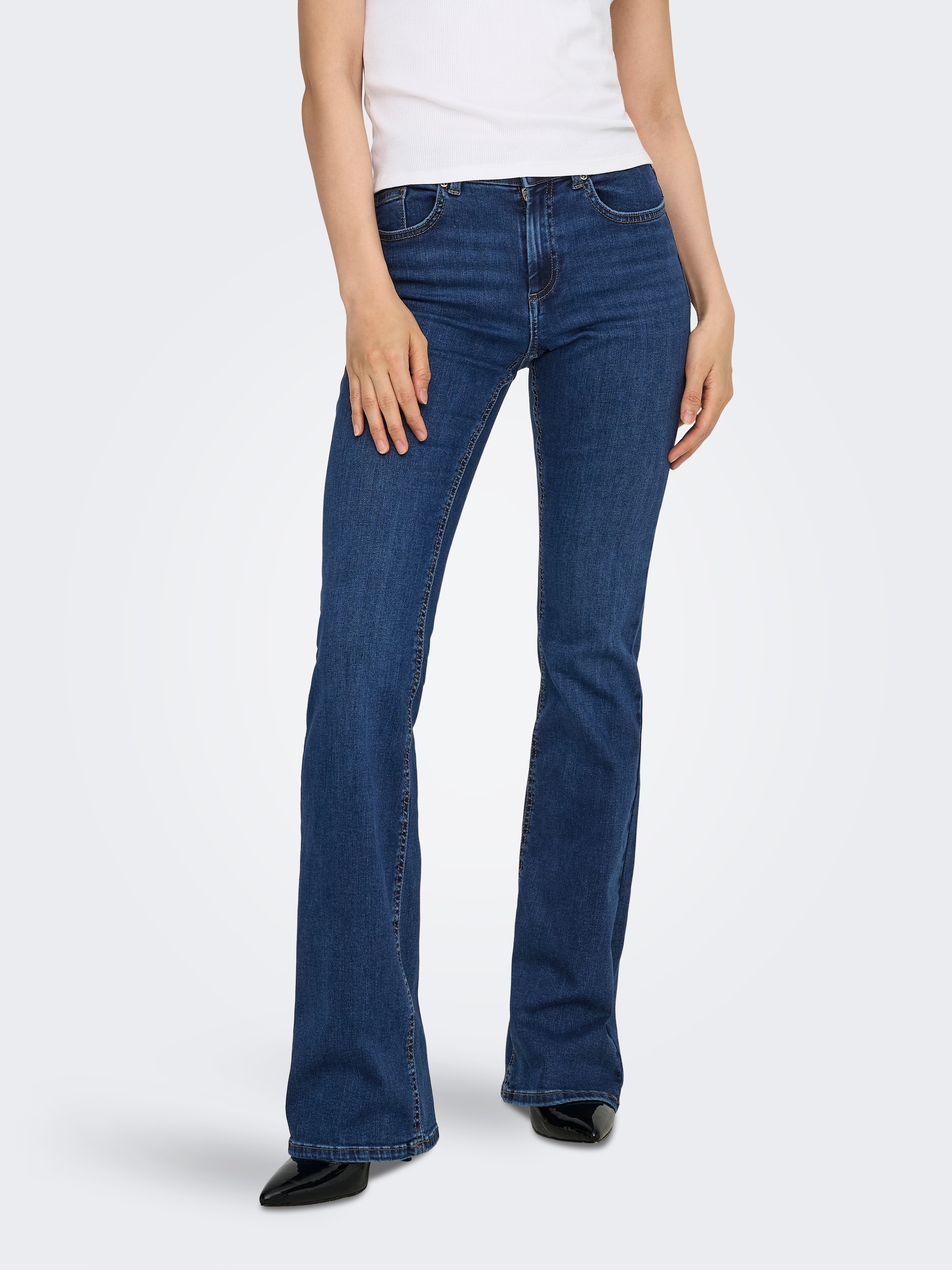 ONLY Bootcut-Jeans "ONLBLUSH MW B-POC FLARED DNM PIM134 NOOS" günstig online kaufen