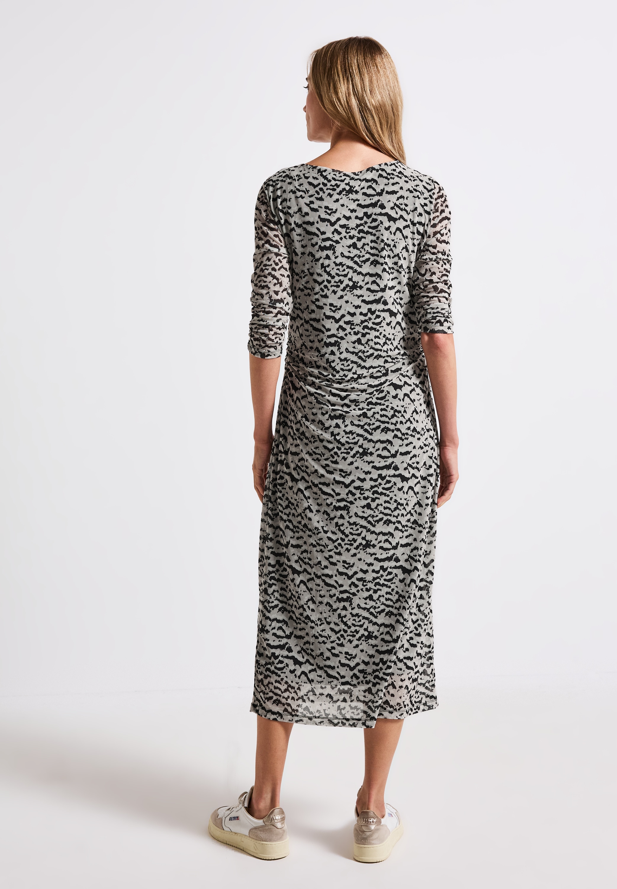STREET ONE Midikleid, mit Taillierung
