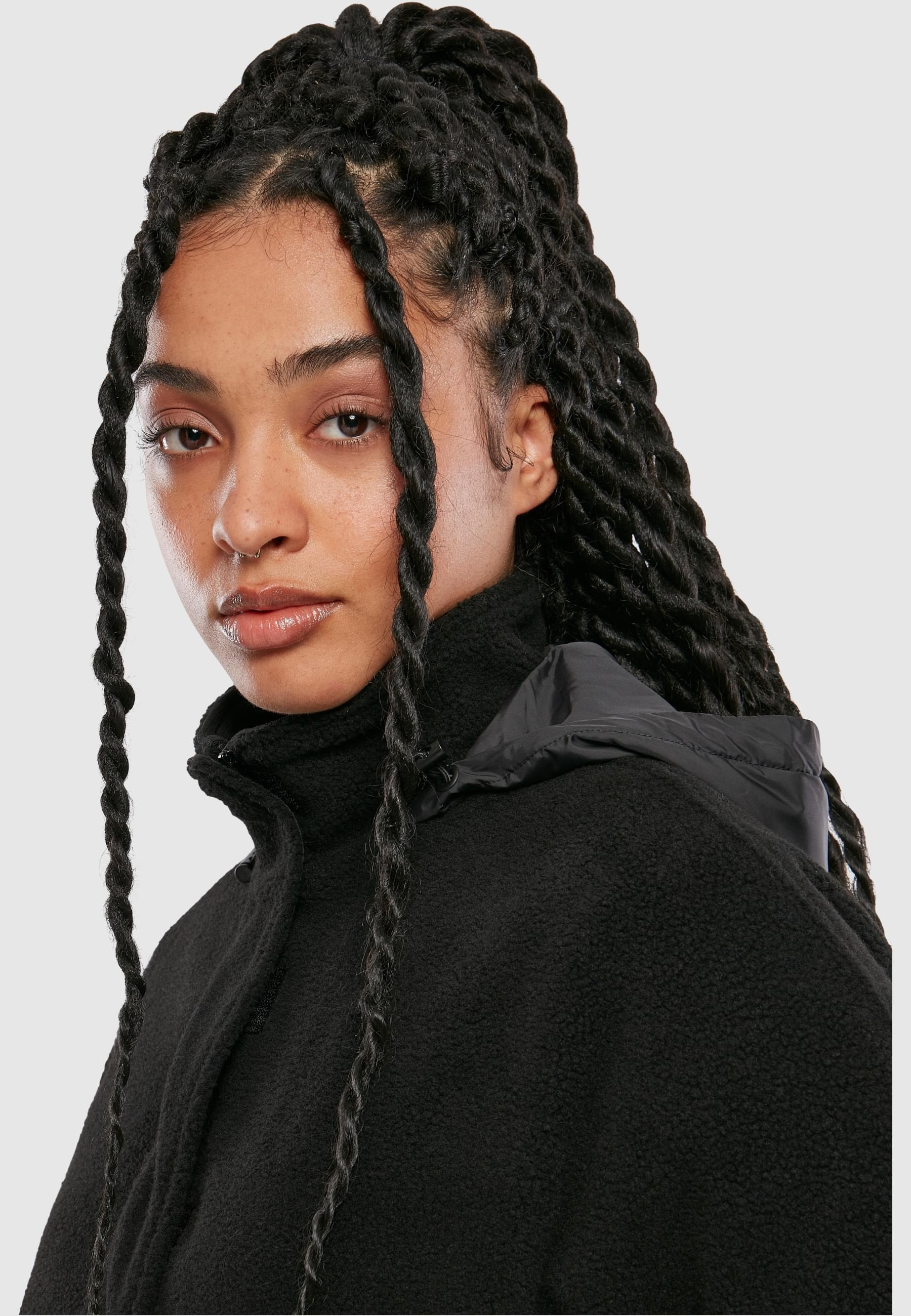 URBAN CLASSICS Winterjacke »Urban Classics Damen Ladies Sherpa Mix Pull Over Jacket«, (1 St.), mit Kapuze