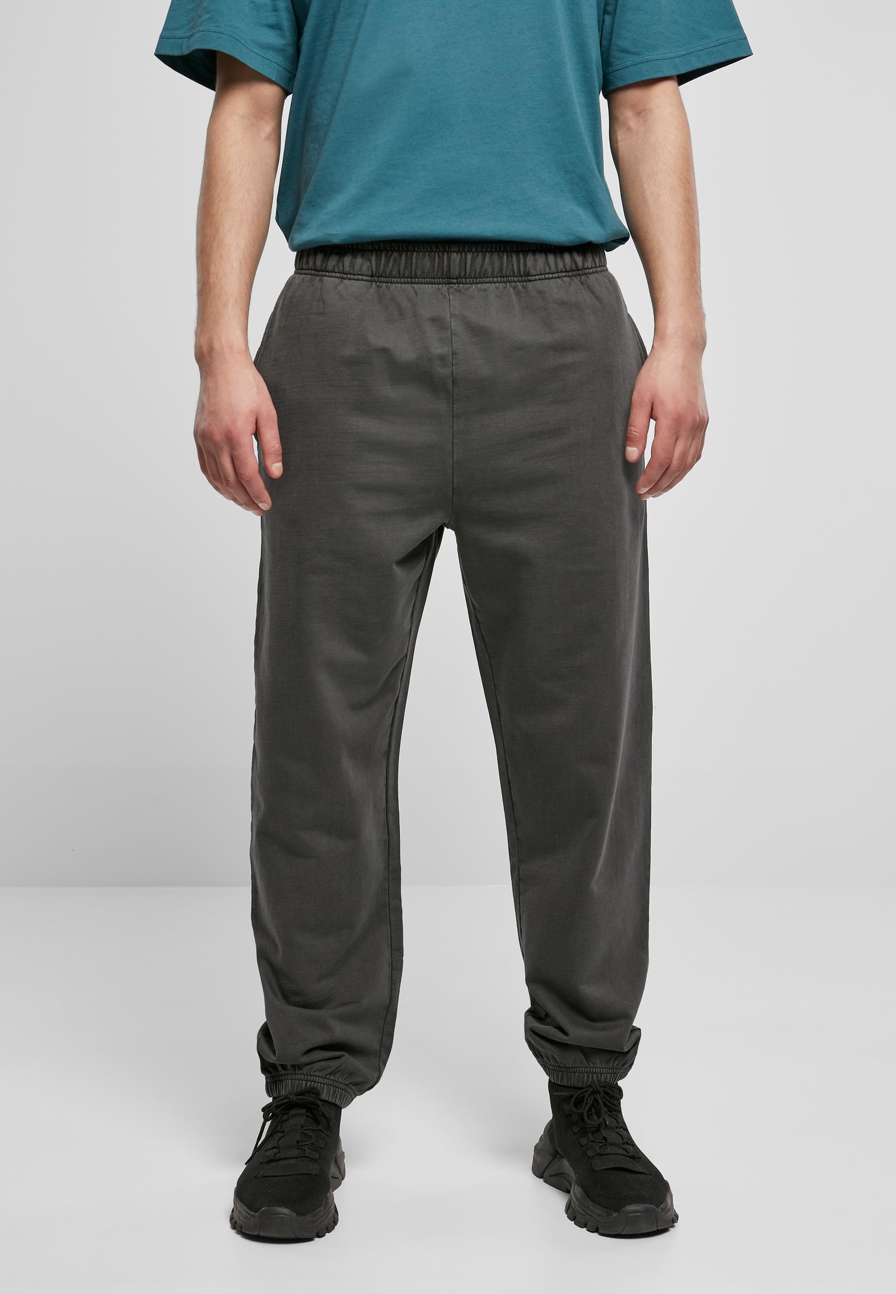 URBAN CLASSICS Stoffhose »Urban Classics Herren Overdyed Sweatpants«, (1 tlg.)