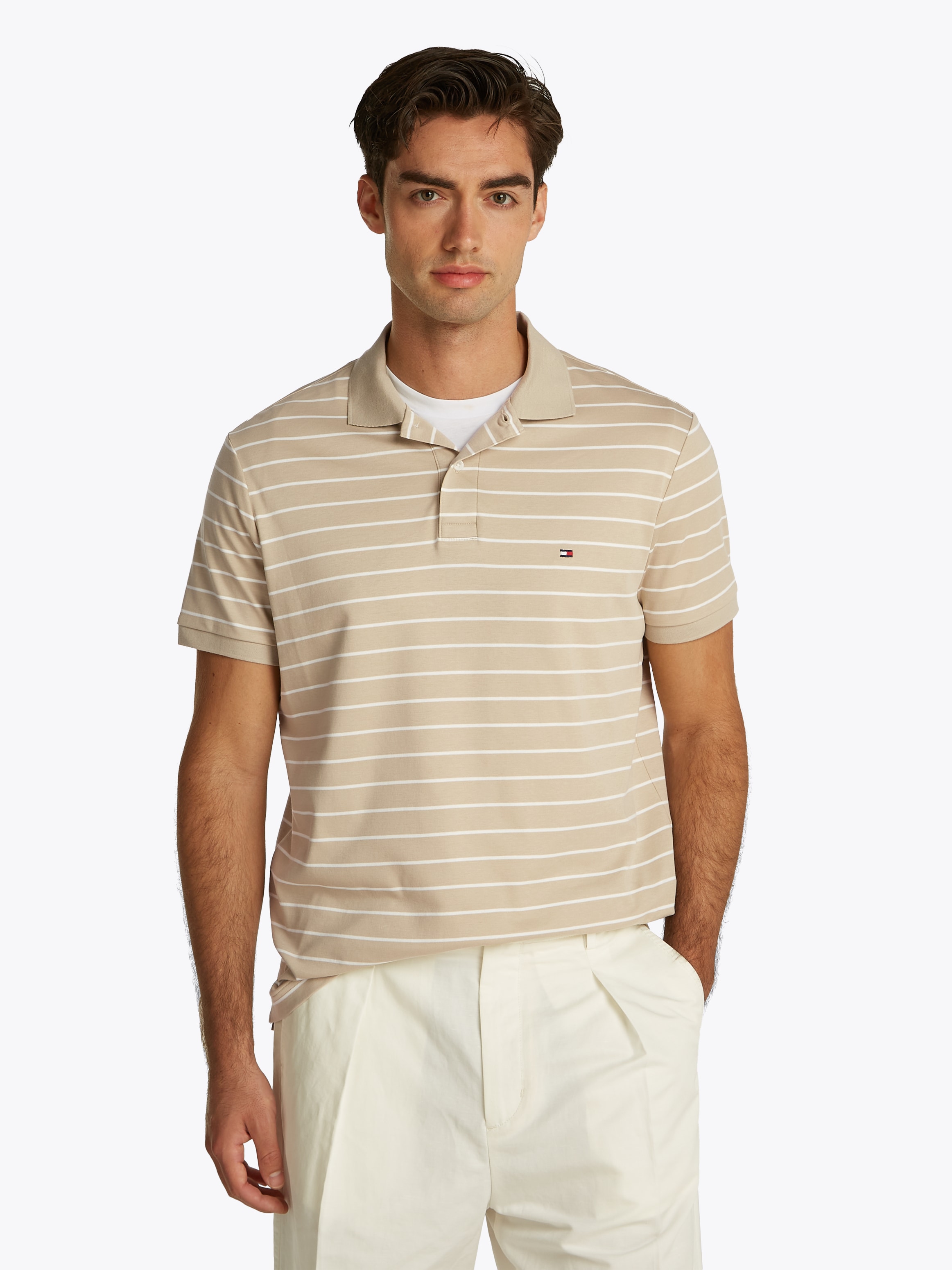 Tommy Hilfiger Poloshirt "LIQUID COTTON REG SEASONAL POLO", mit Logosticker günstig online kaufen