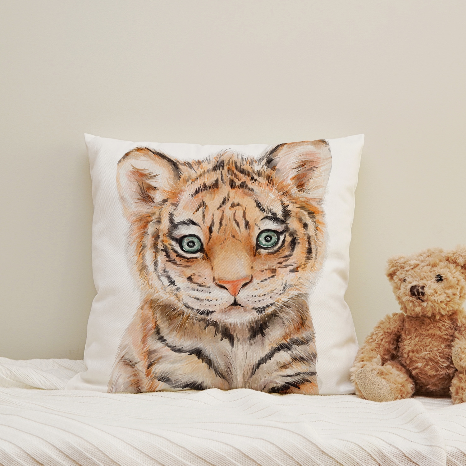 queence Dekokissen "Tigerbaby" Kissenhülle mit HD Premium Druck, geruchsneutral, 40x40cm