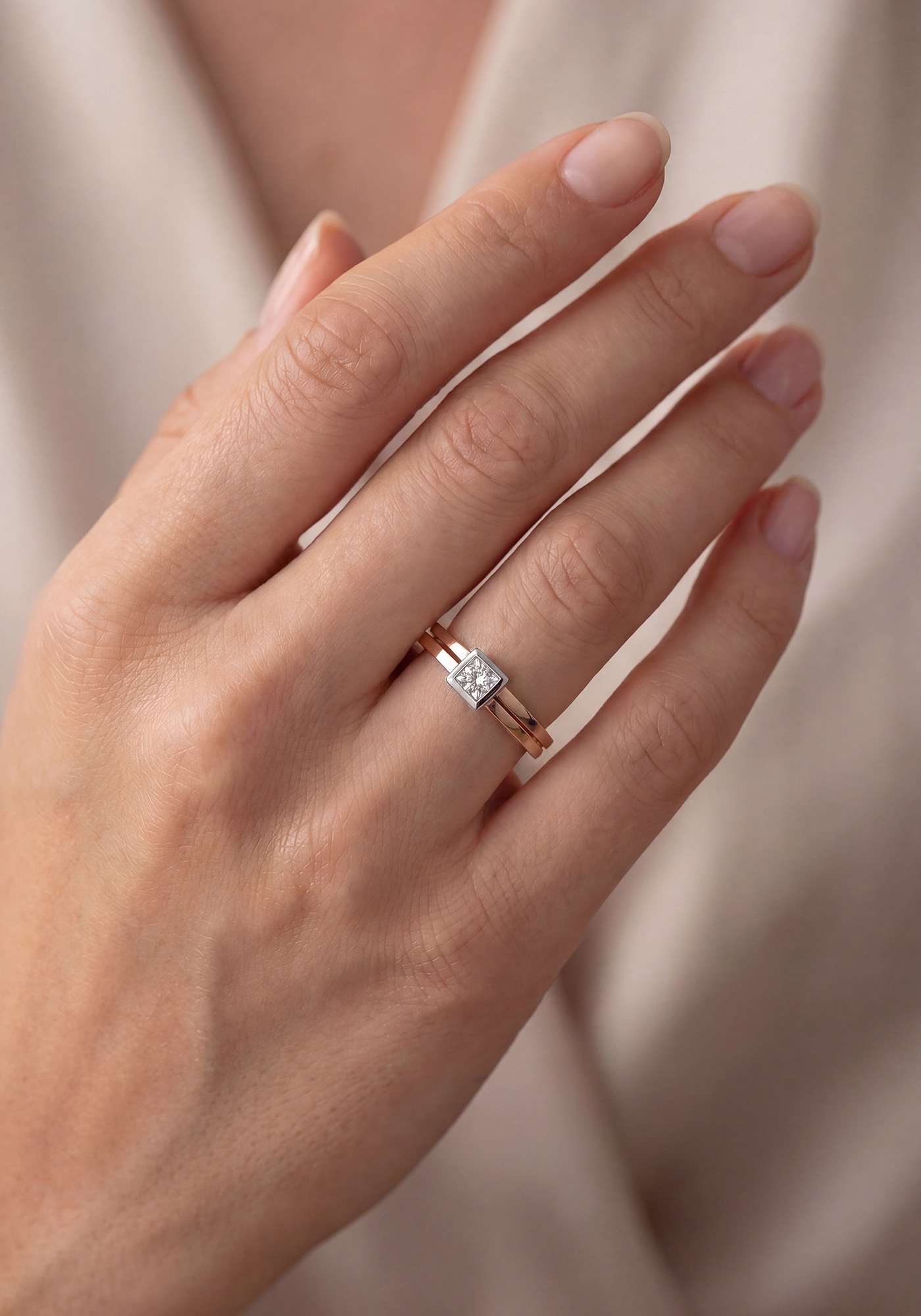 JOBO Goldring 375 Roségold bicolor mit Zirkonia