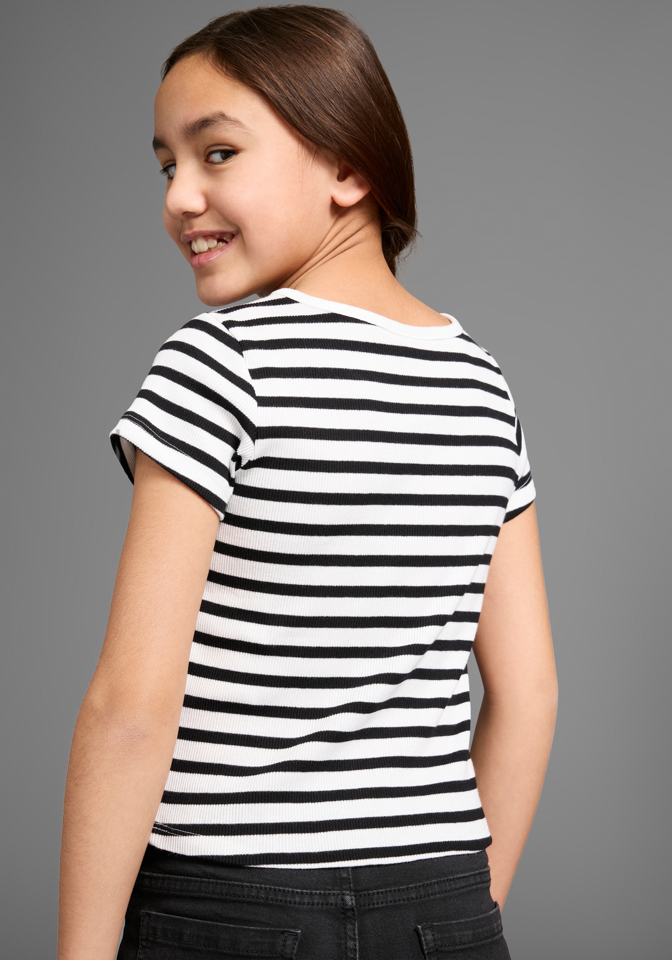 KIDSWORLD T-Shirt »2er Pack T-Shirts in elastischer Rippqualität«, (Packung, 2 tlg.), 2er Packung T-Shirts
