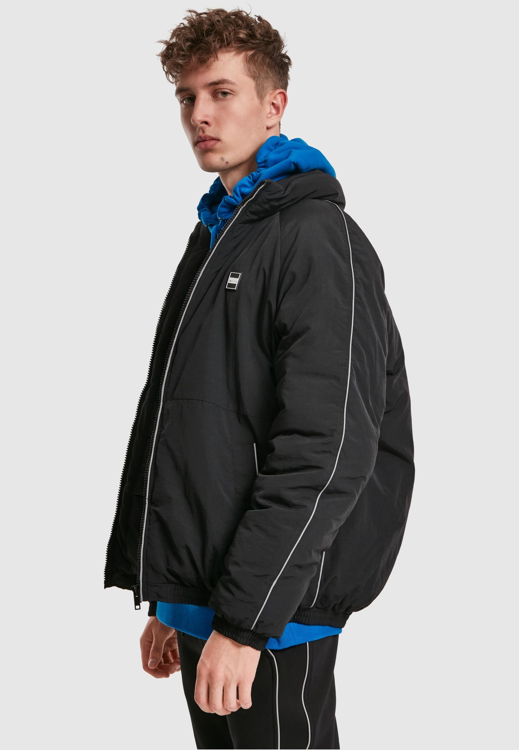 URBAN CLASSICS Winterjacke »Urban Classics Herren Reflective Piping Jacket«, (1 St.), ohne Kapuze