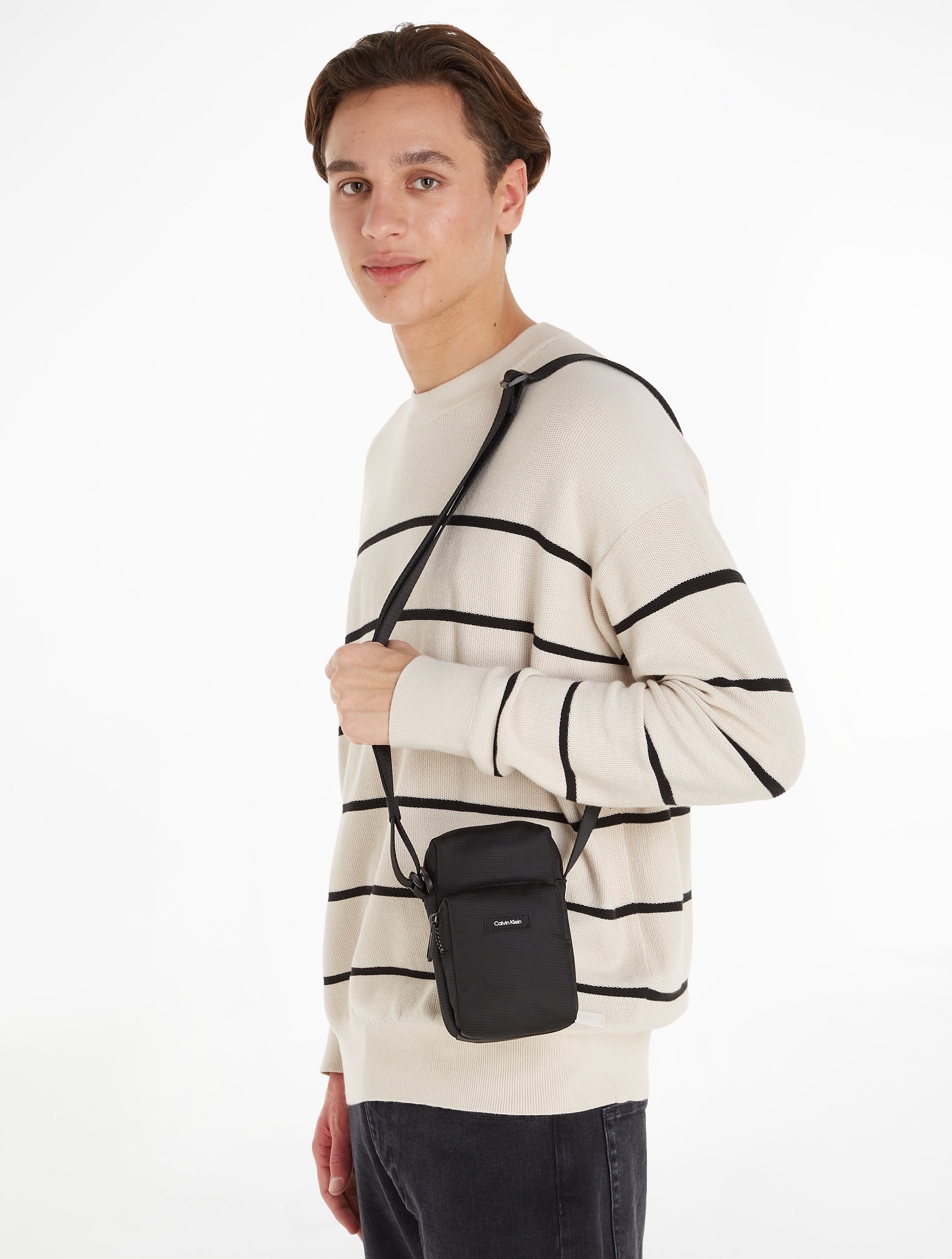 Calvin Klein Mini Bag »CK MUST T REPORTER XS«, im praktischen Design Umhängetasche Herren Schultertasche