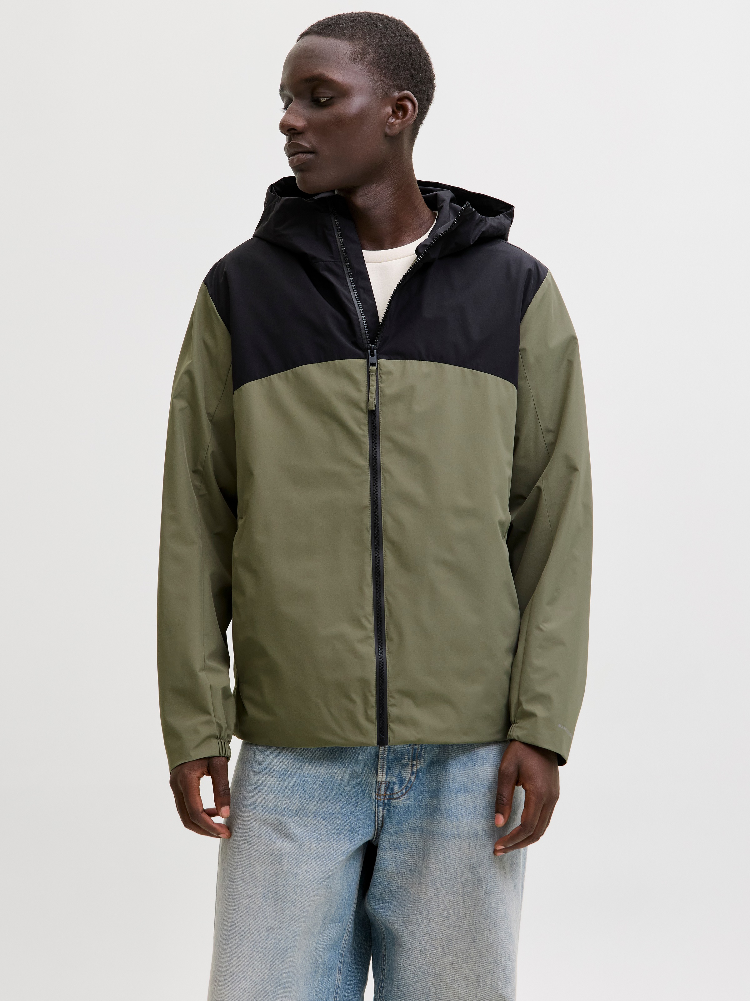 Jack & Jones Kurzjacke "JJESOHO LIGHT JACKET SN" mit Kapuze mit Kapuze günstig online kaufen