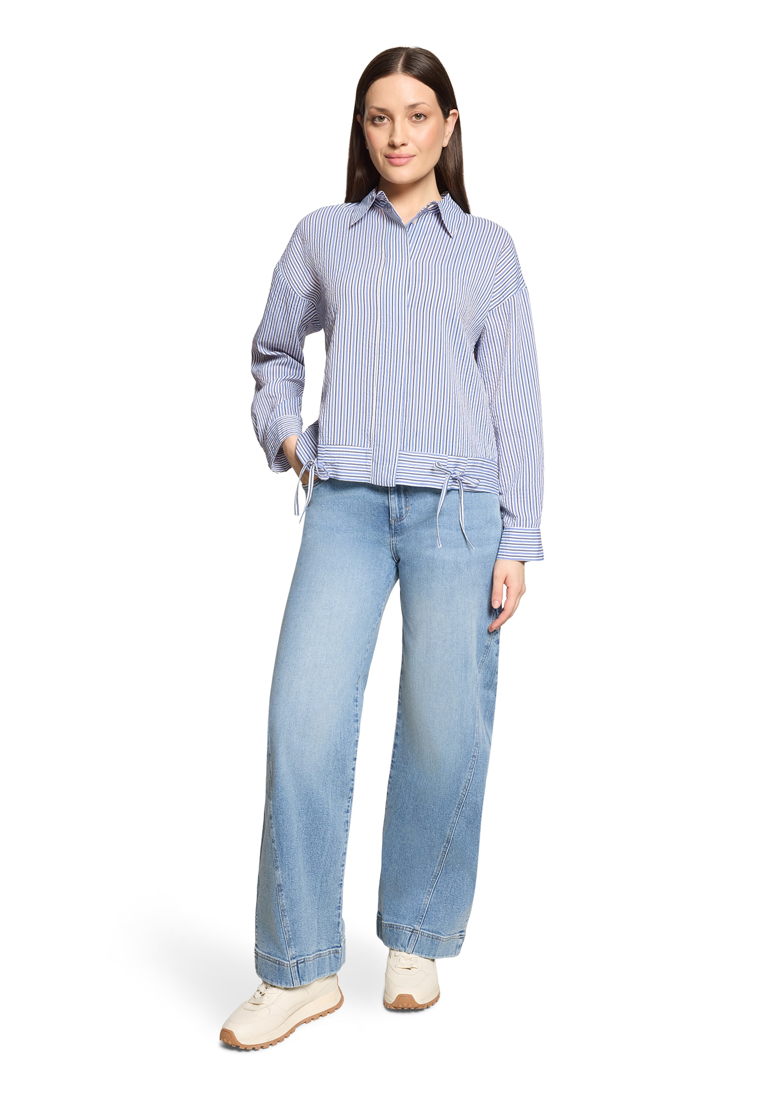 Cartoon Klassische Bluse »Damen mit Raffung«
