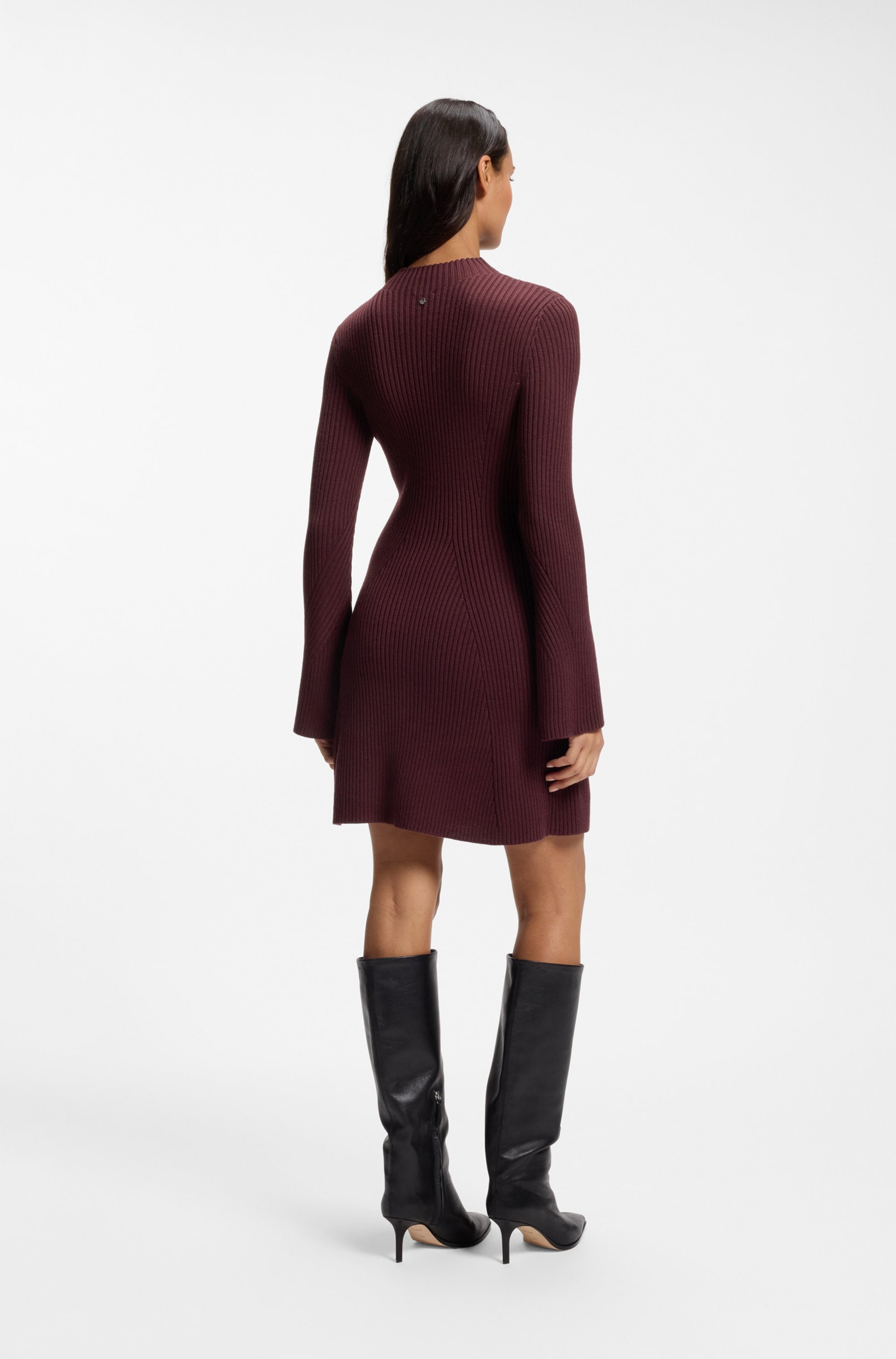 BOSS ORANGE Strickkleid »Famiola Premium Damenmode« aus softem Schurwoll-Mix, Slim Fit